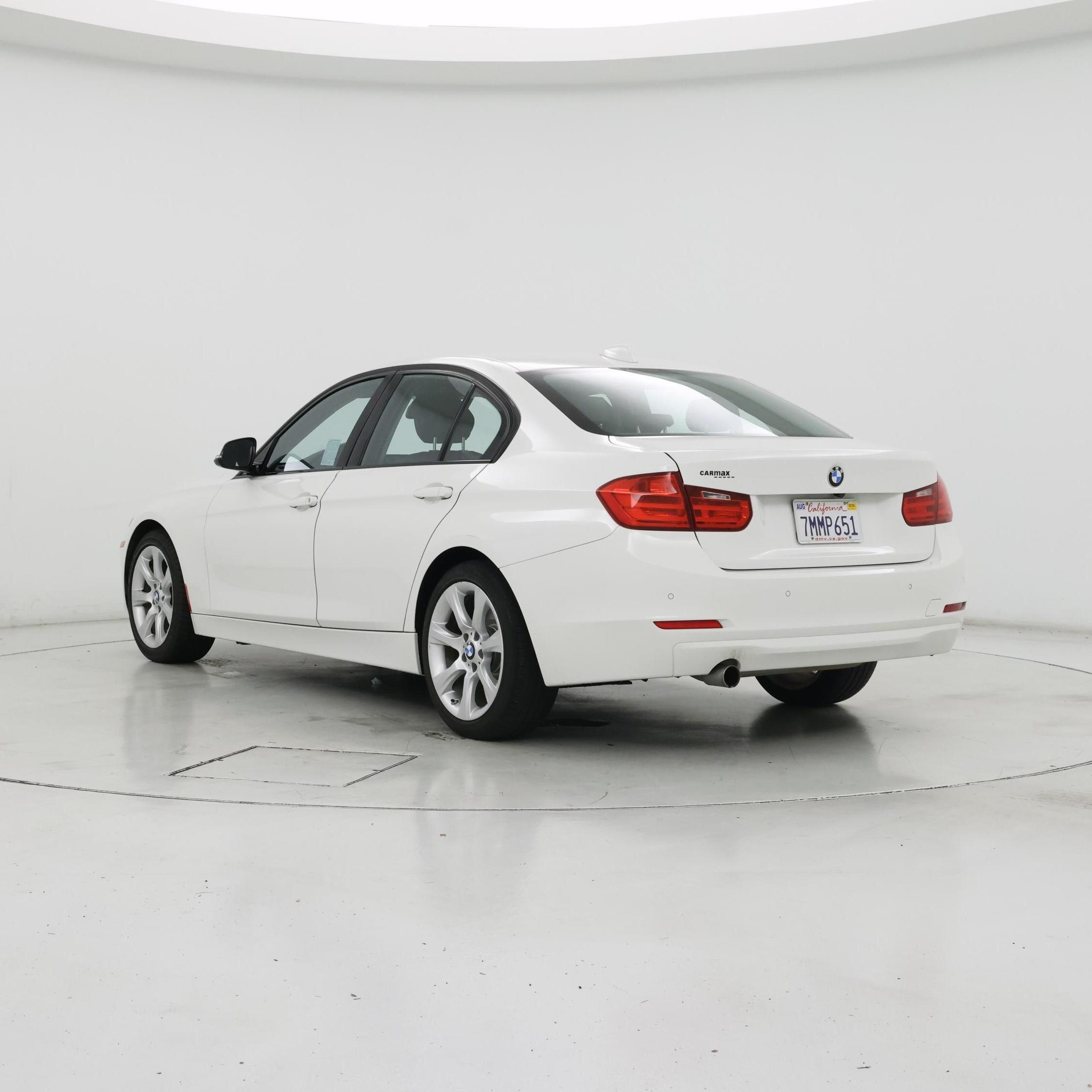 Thumbnail: 2015 BMW 3 Series - 2