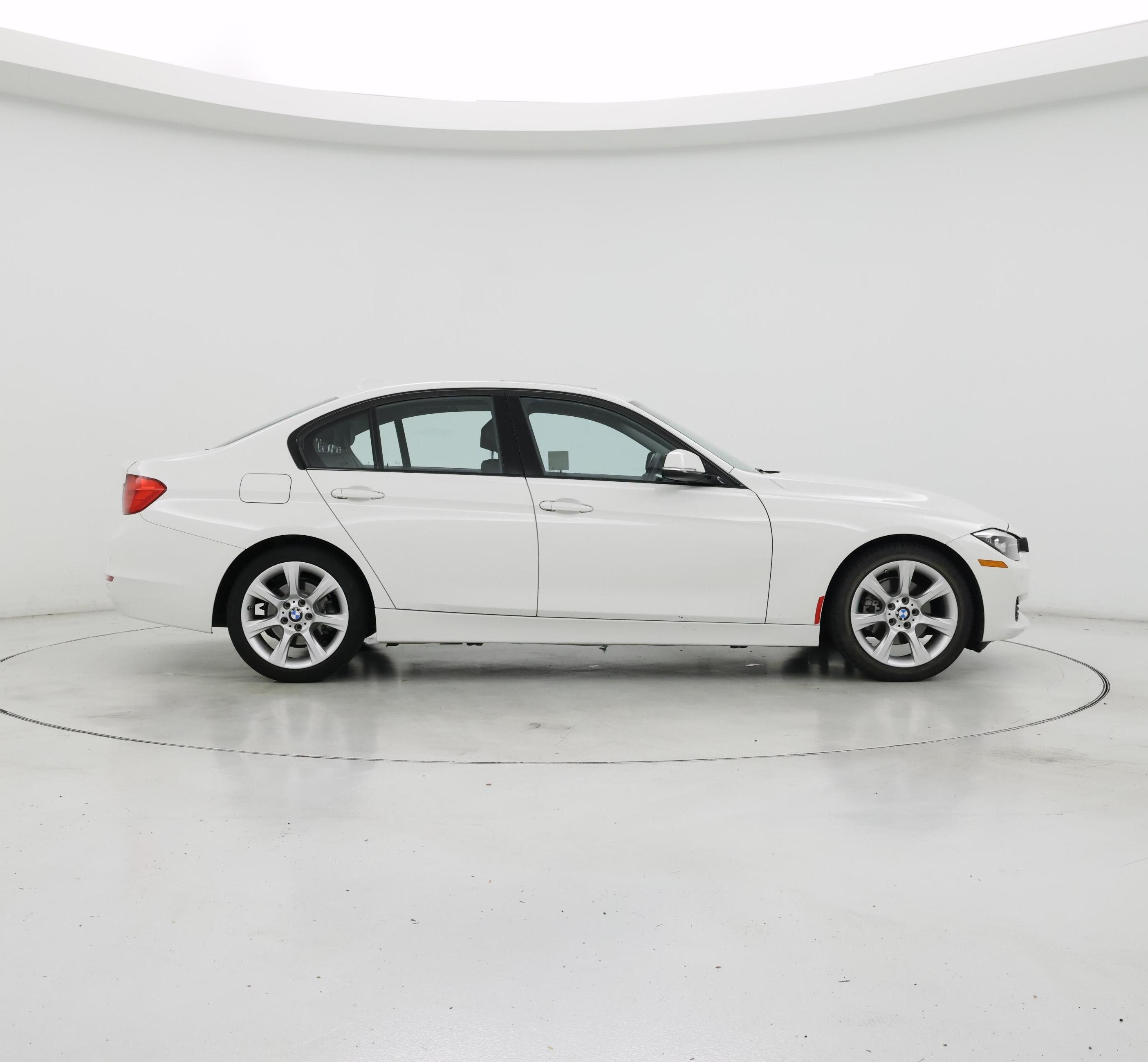Thumbnail: 2015 BMW 3 Series - 7