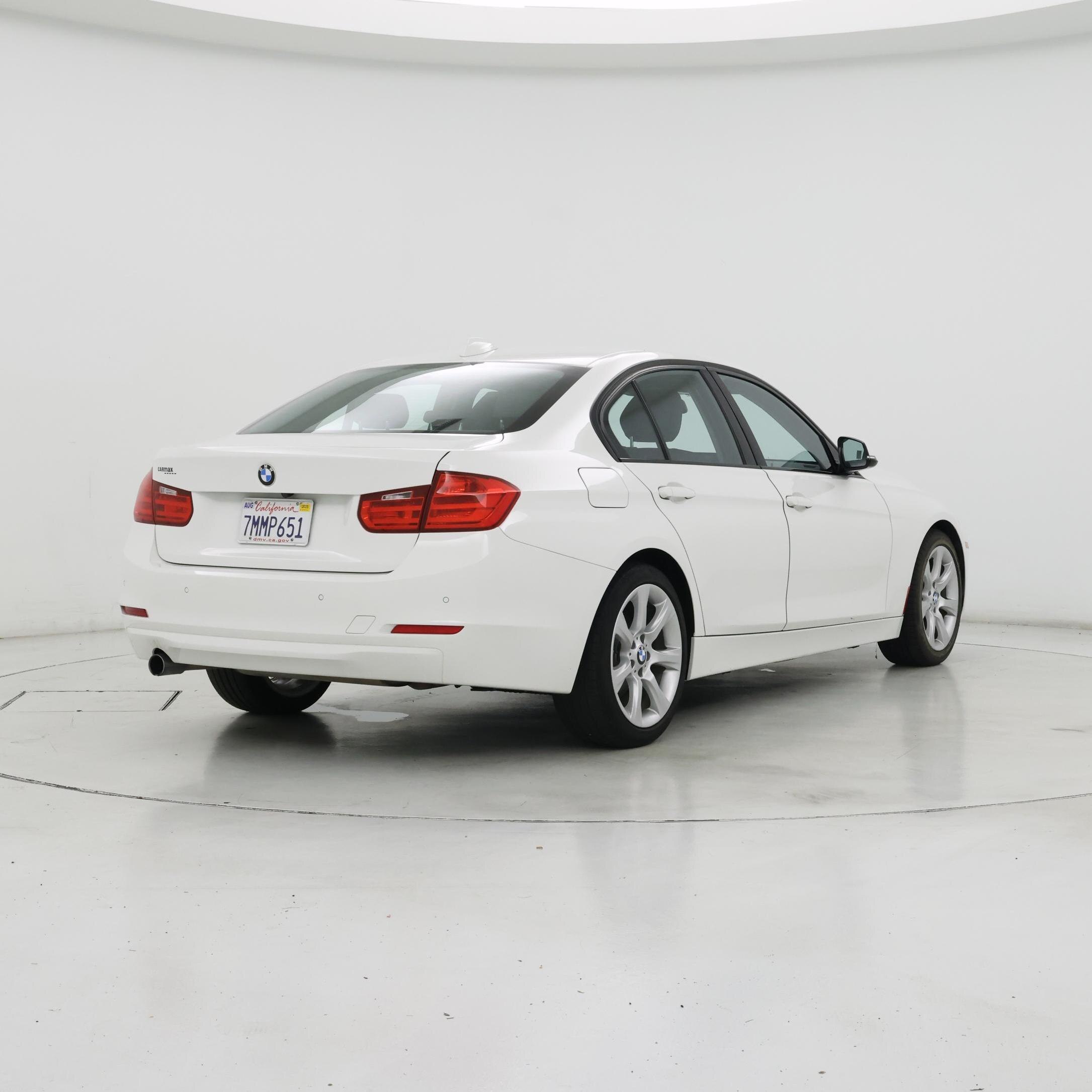 Thumbnail: 2015 BMW 3 Series - 8