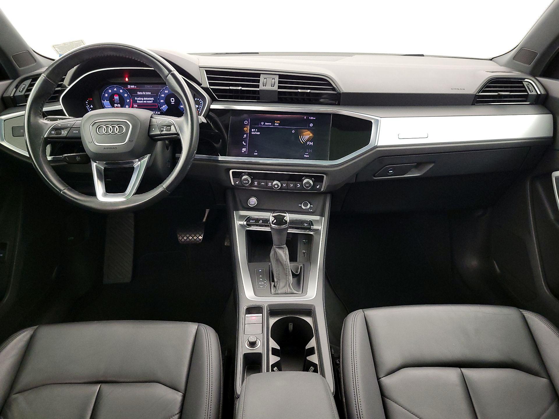 Thumbnail: 2020 Audi Q3 - 9