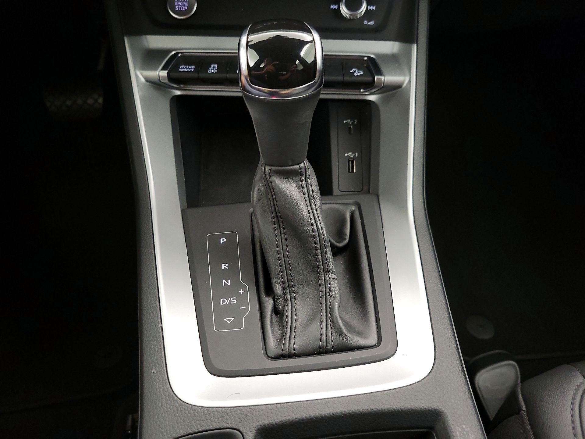 Thumbnail: 2020 Audi Q3 - 17