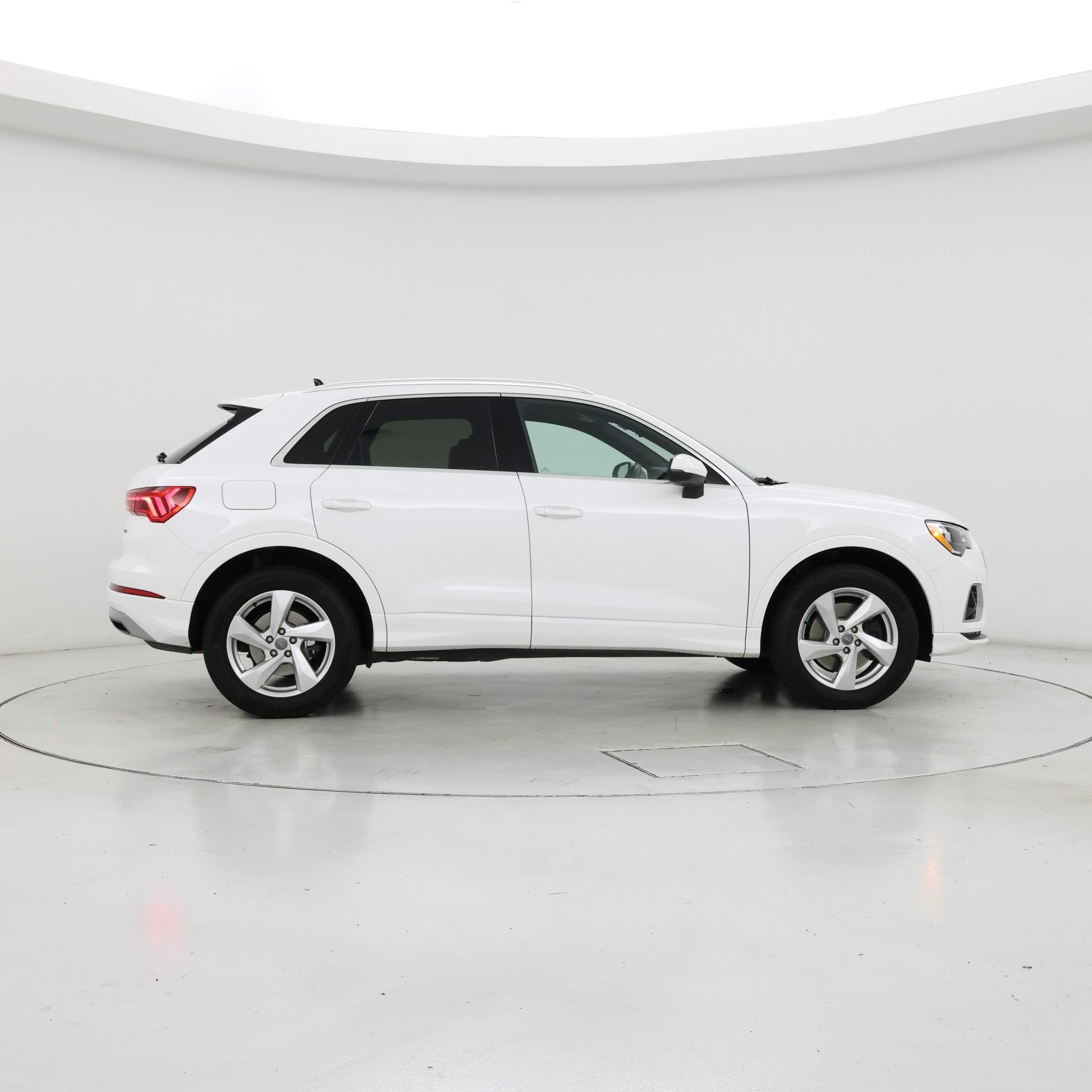 Thumbnail: 2020 Audi Q3 - 7