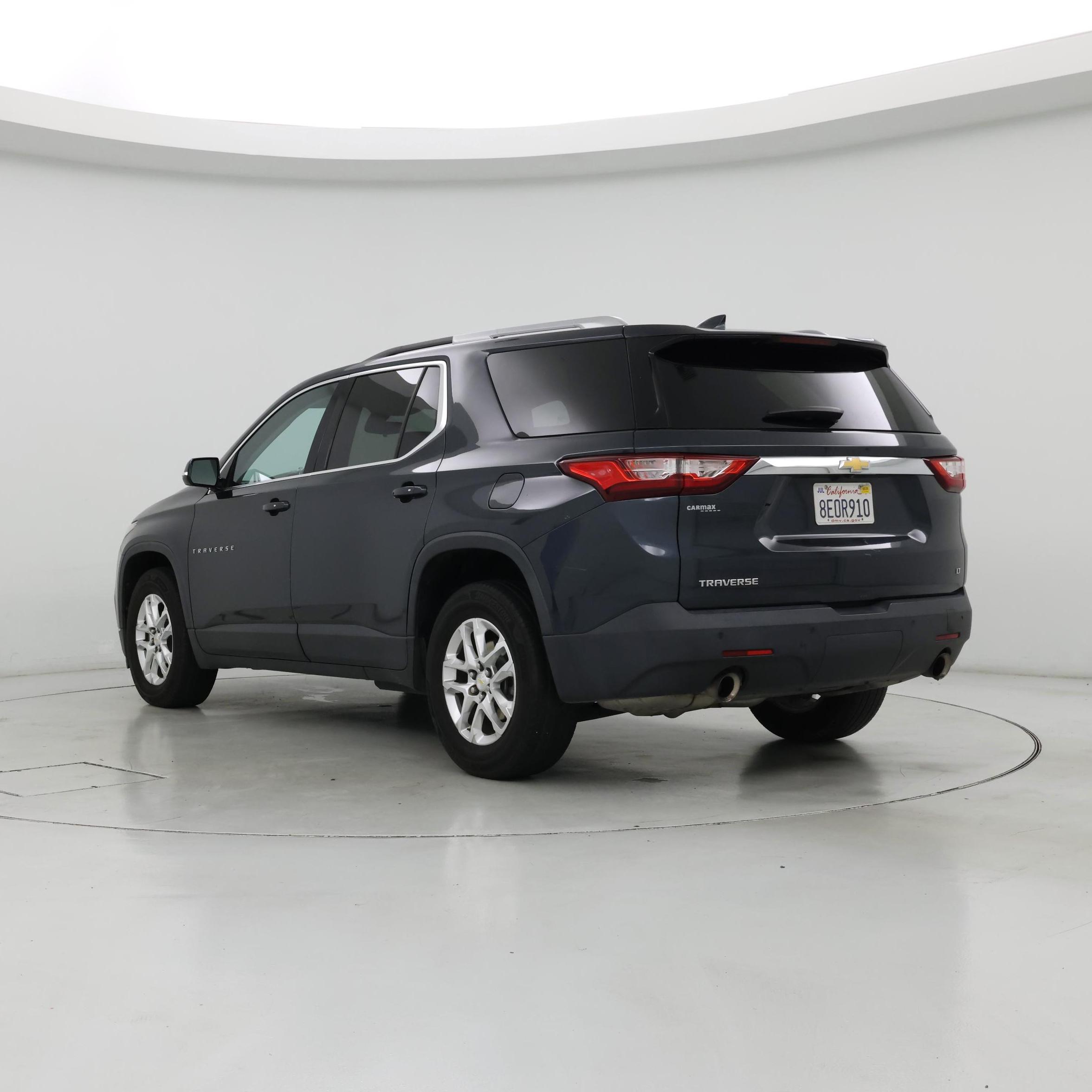Thumbnail: 2018 Chevrolet Traverse - 2