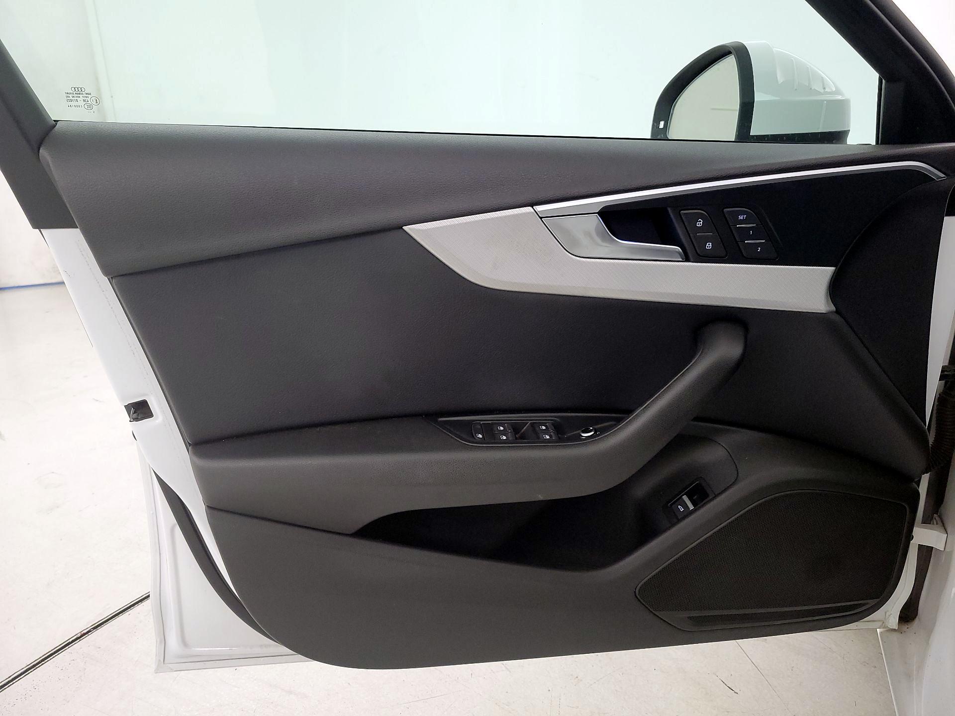 Thumbnail: 2017 Audi A4 - 12