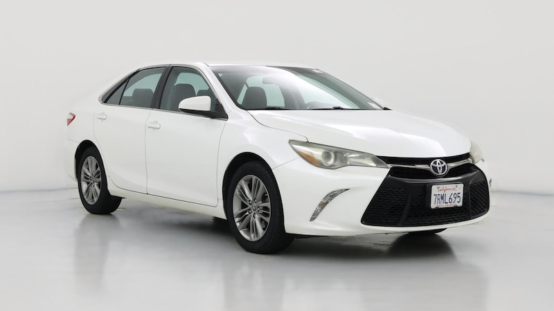 2016 Toyota Camry SE Hero Image