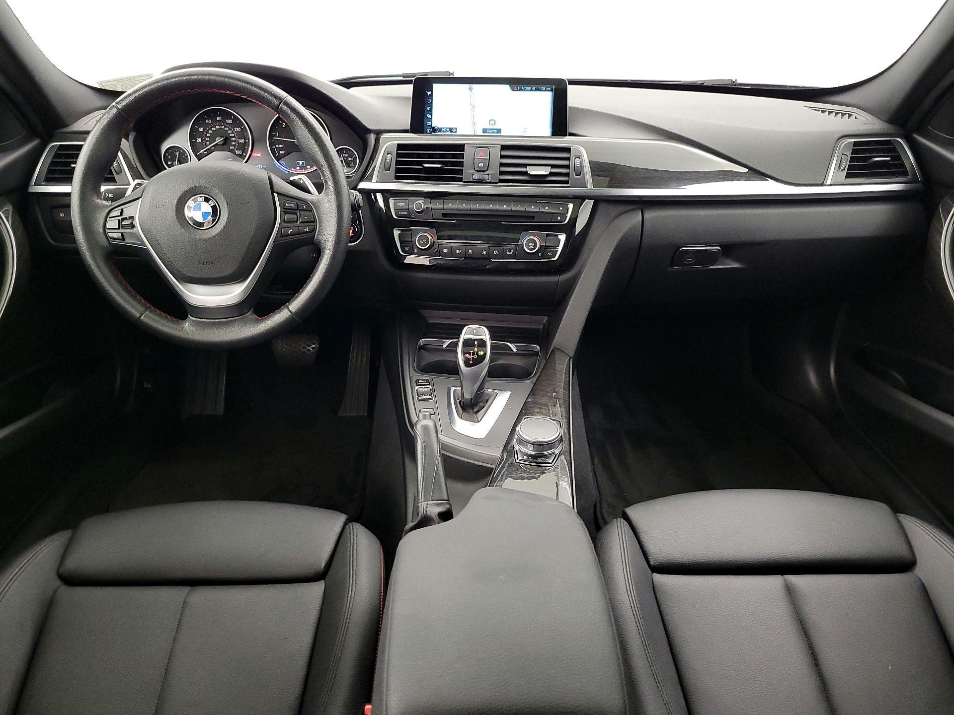 Thumbnail: 2017 BMW 3 Series - 9
