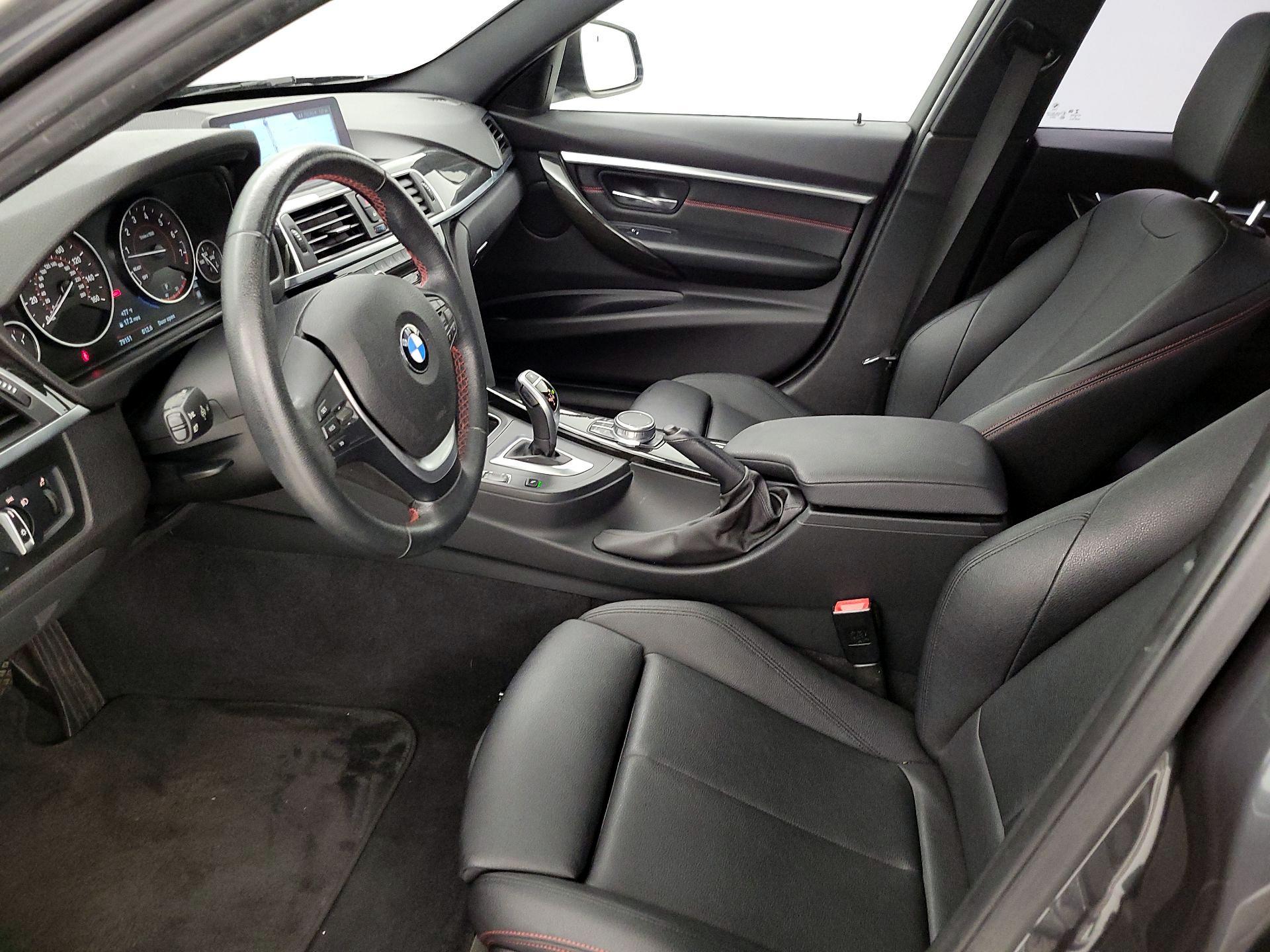 Thumbnail: 2017 BMW 3 Series - 11