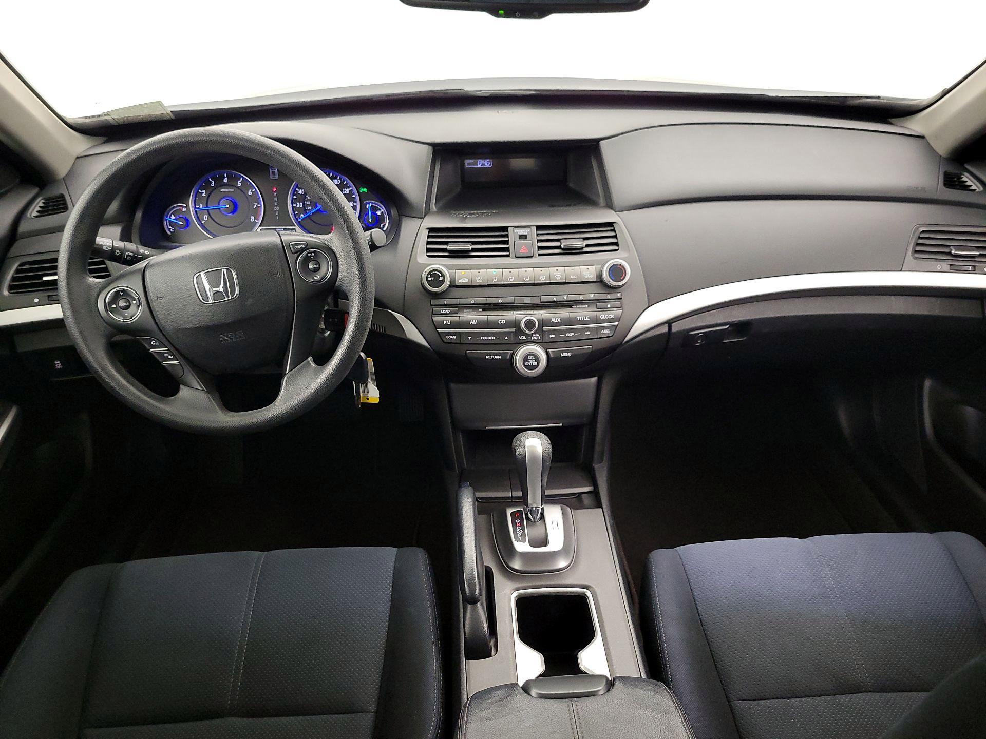 Thumbnail: 2015 Honda Accord Crosstour - 9