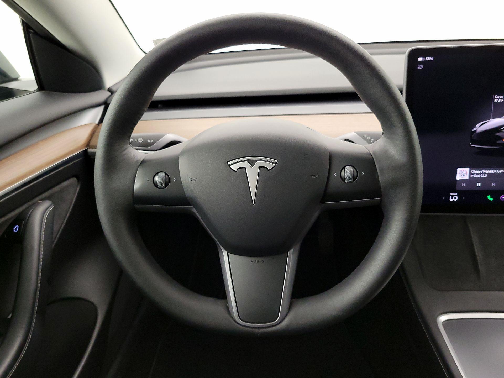 Thumbnail: 2022 Tesla Model 3 - 10