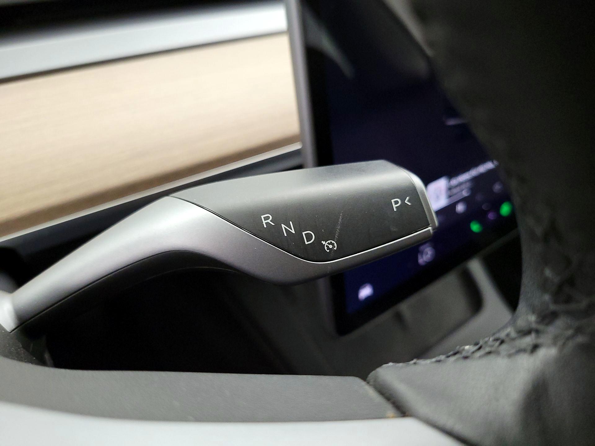 Thumbnail: 2022 Tesla Model 3 - 17