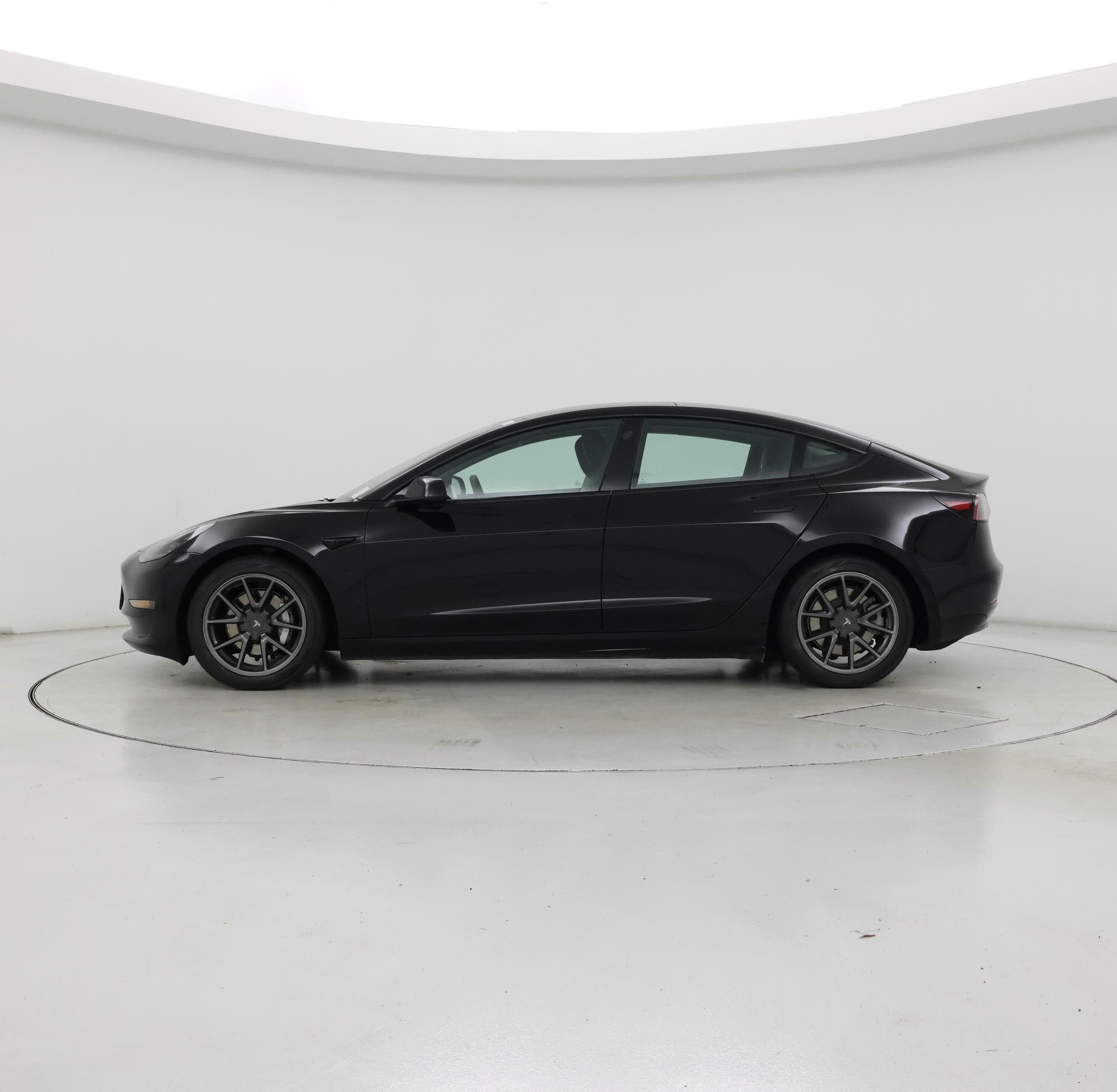 Thumbnail: 2022 Tesla Model 3 - 3