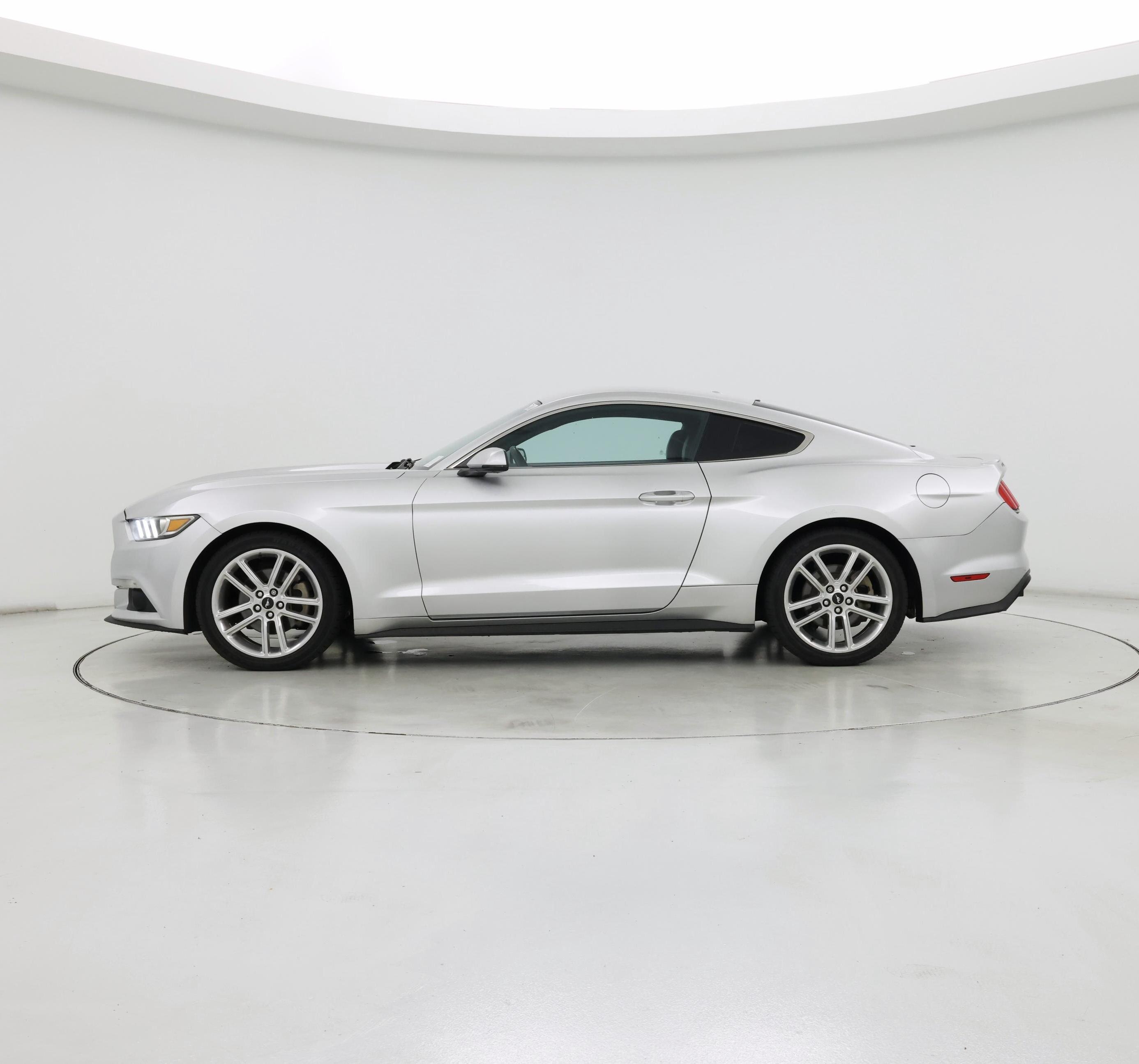 Thumbnail: 2016 Ford Mustang - 3