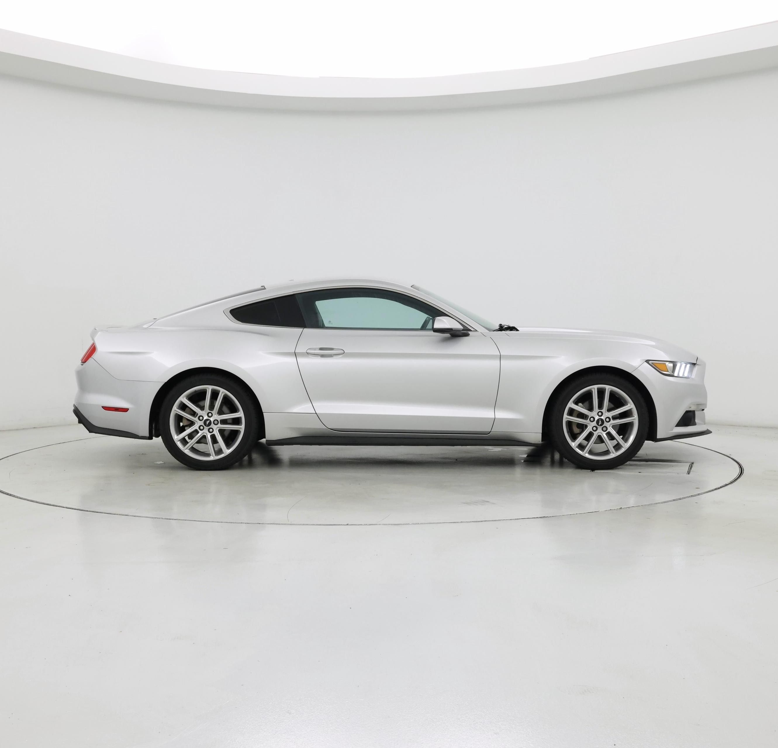 Thumbnail: 2016 Ford Mustang - 7