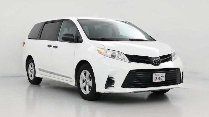 2019 Toyota Sienna L Hero Image