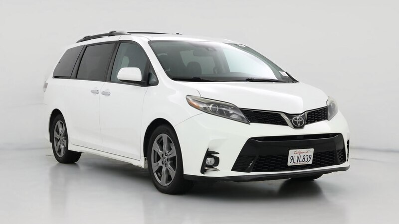 2018 Toyota Sienna SE Hero Image