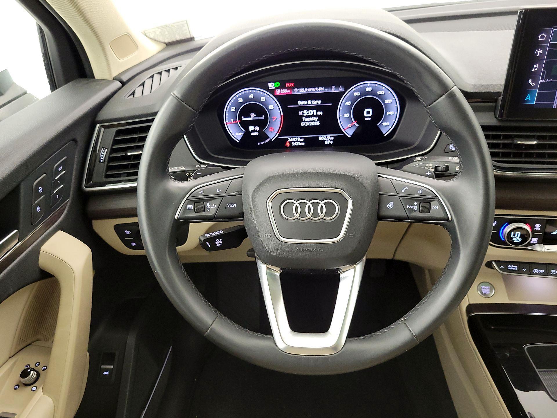 Thumbnail: 2022 Audi Q5 - 10