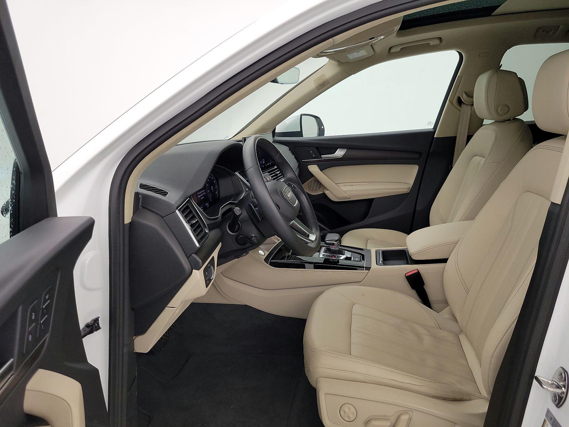 Thumbnail: 2022 Audi Q5 - 11