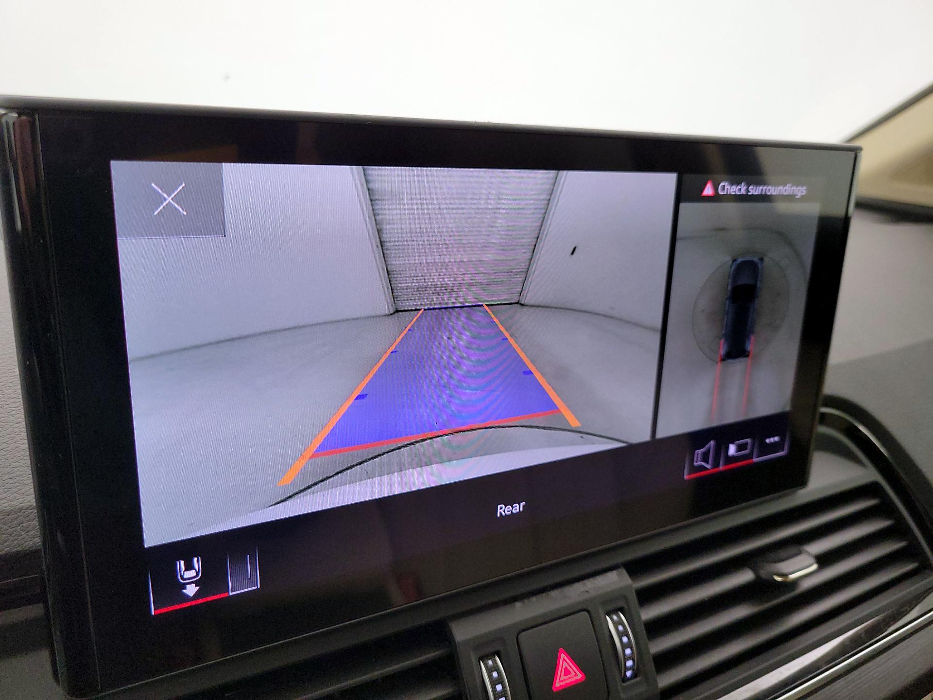 Thumbnail: 2022 Audi Q5 - 15