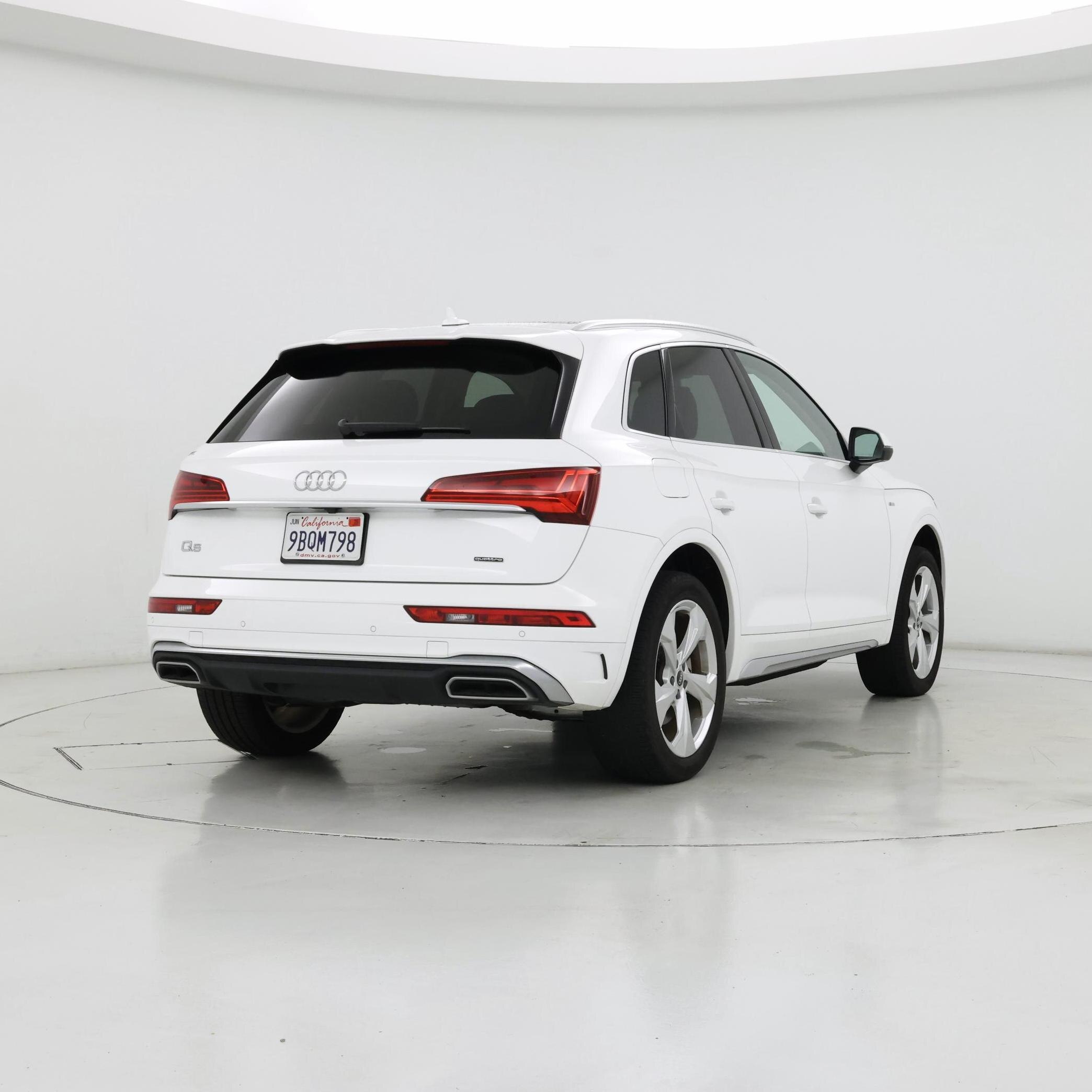 Thumbnail: 2022 Audi Q5 - 8