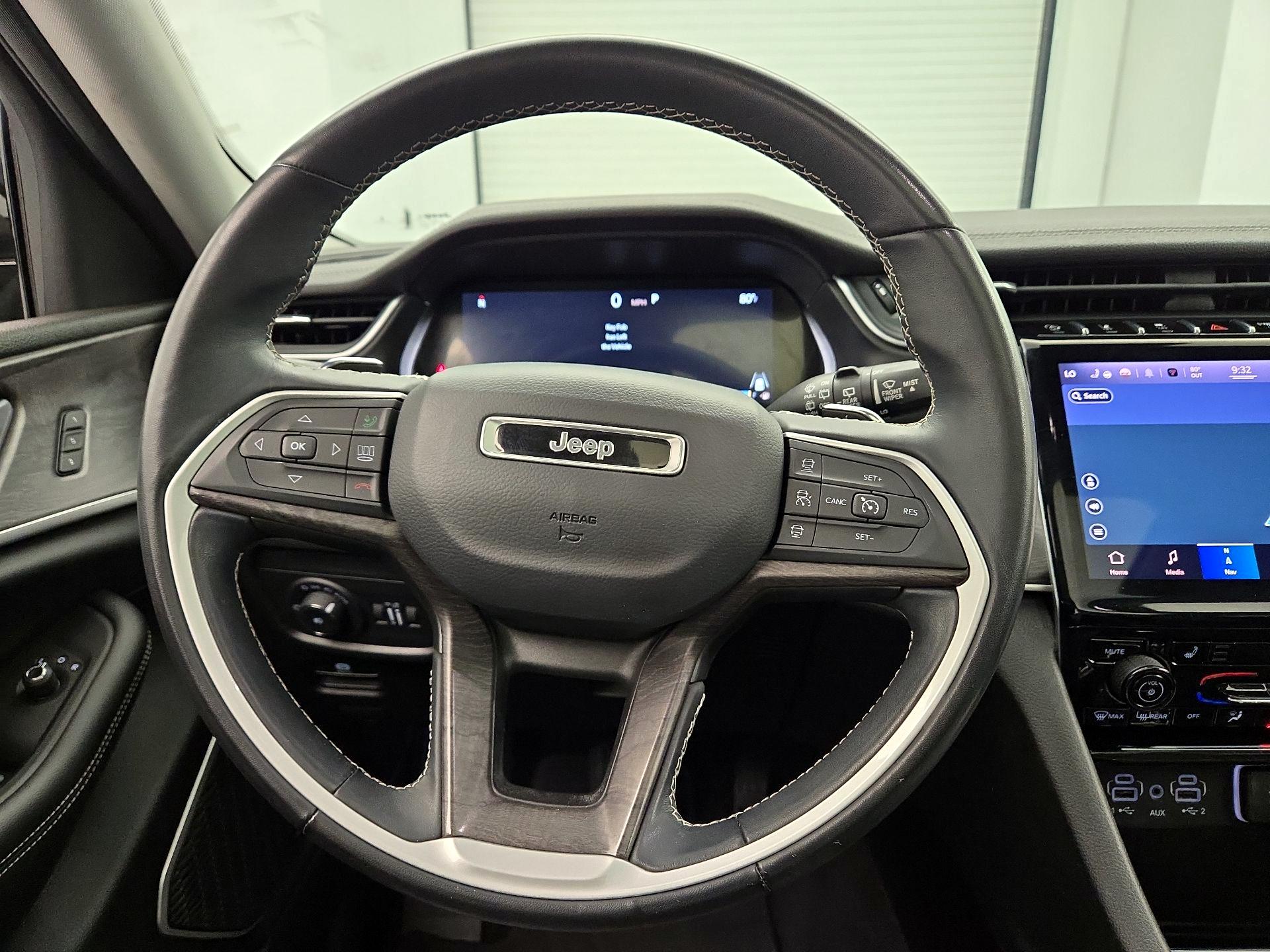 Thumbnail: 2022 Jeep Grand Cherokee - 10