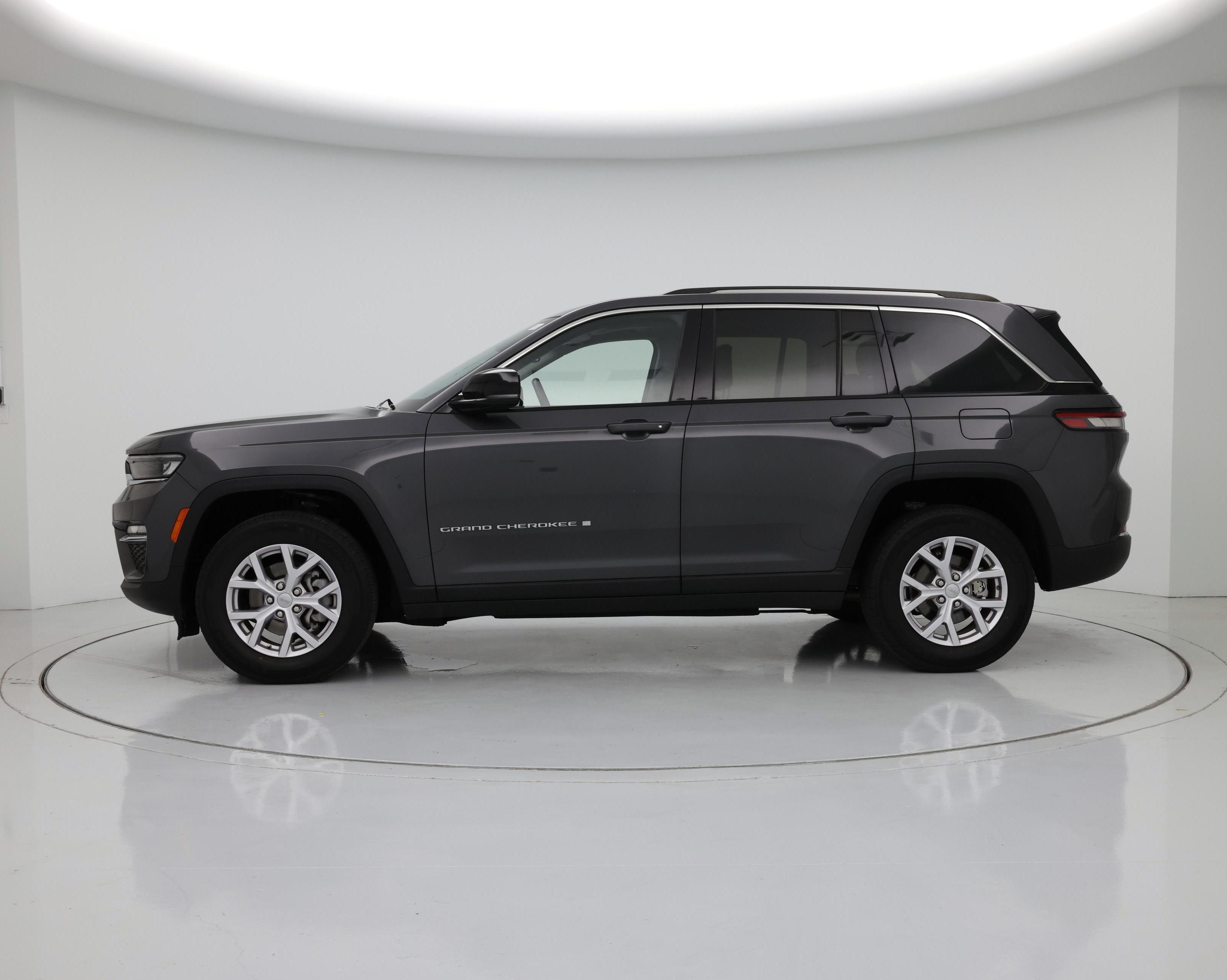 Thumbnail: 2022 Jeep Grand Cherokee - 3