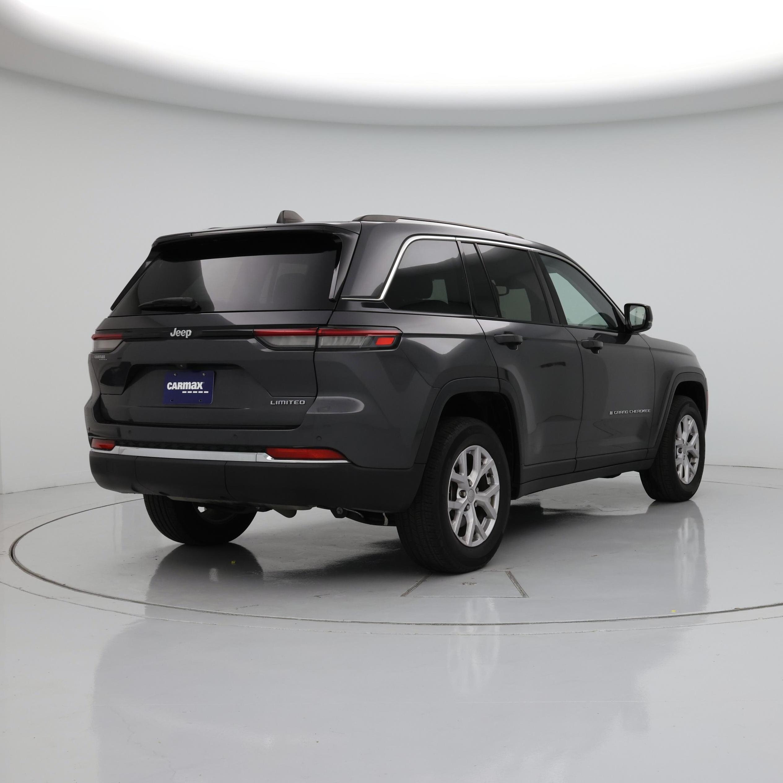Thumbnail: 2022 Jeep Grand Cherokee - 8