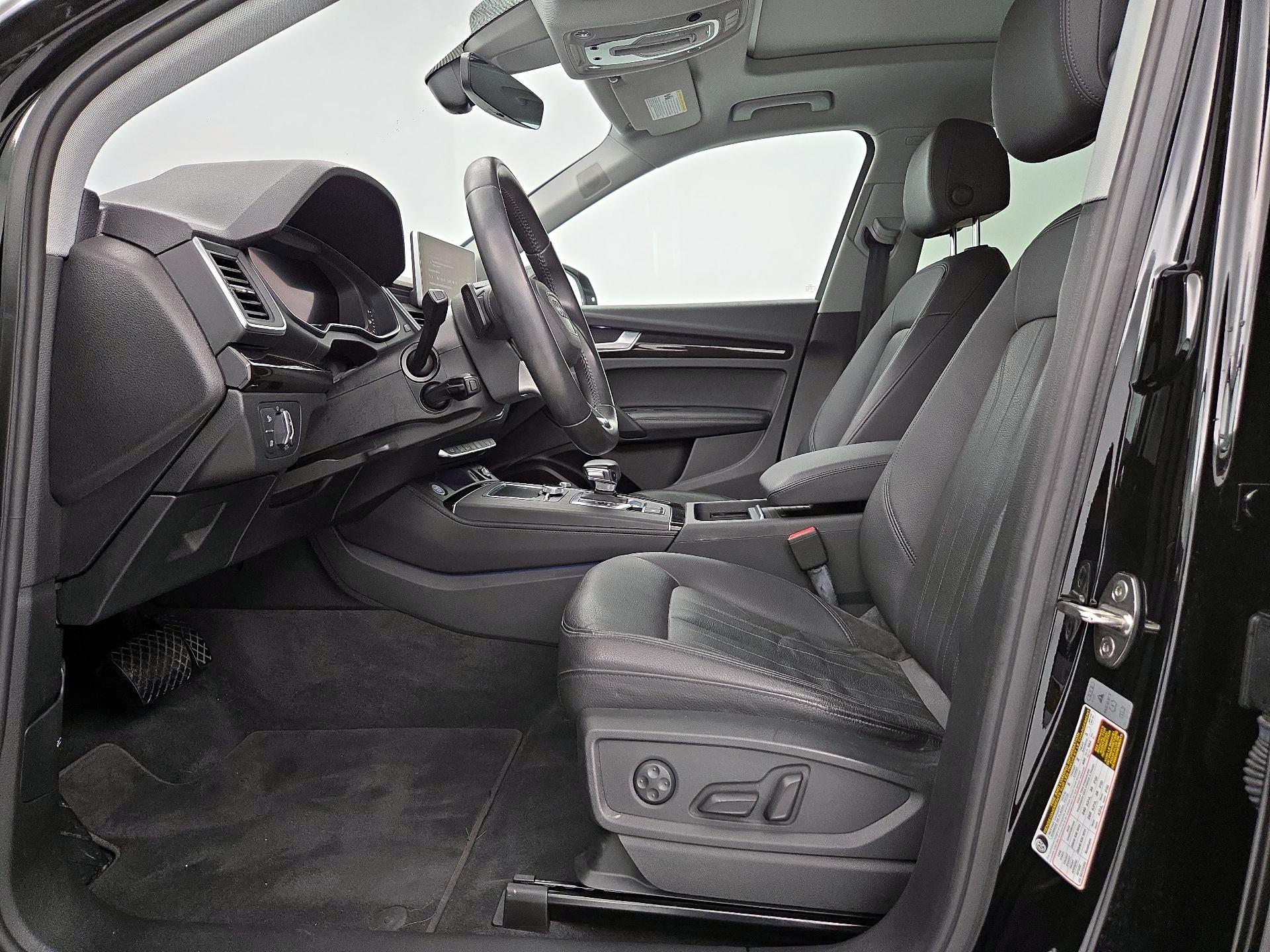 Thumbnail: 2020 Audi Q5 - 11