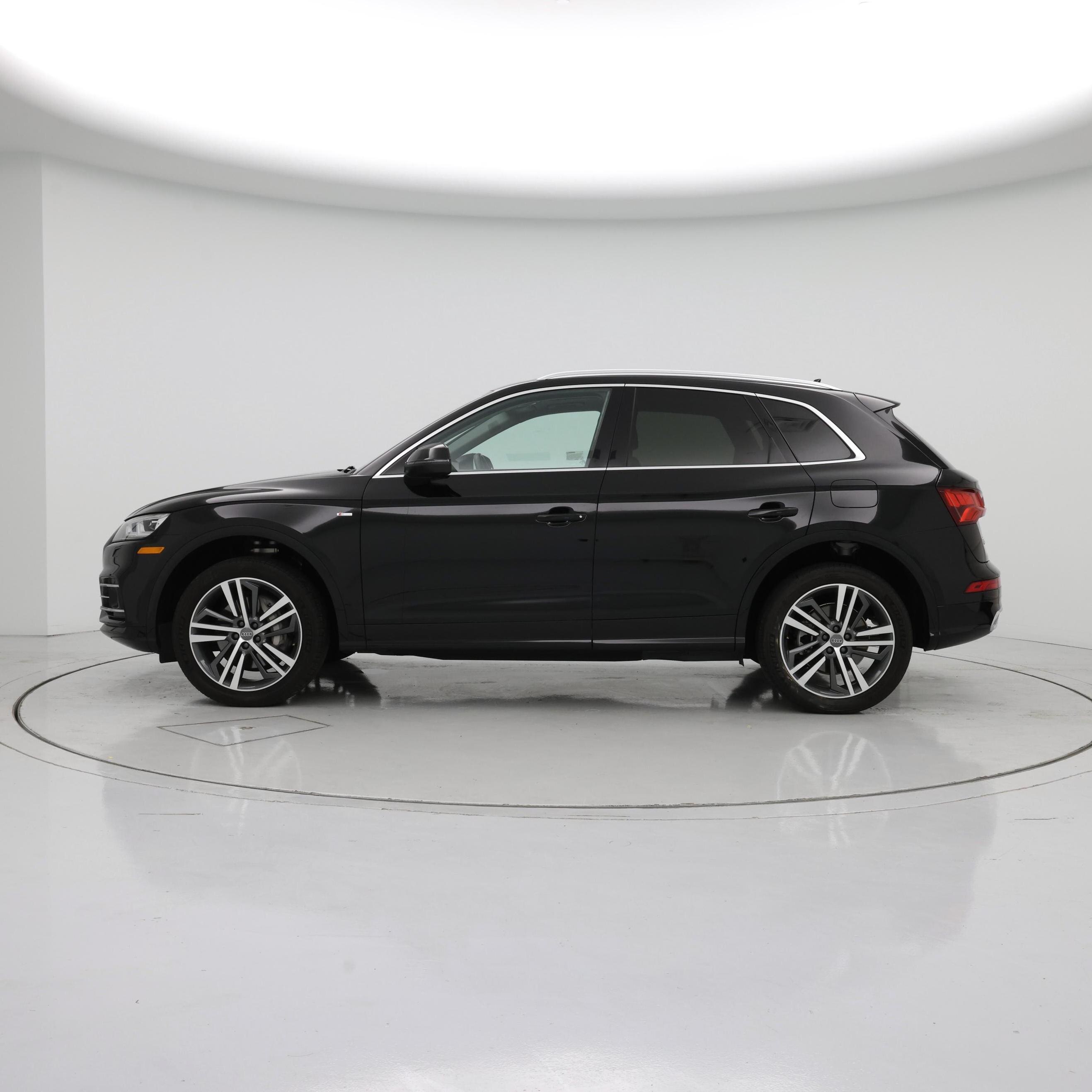 Thumbnail: 2020 Audi Q5 - 3
