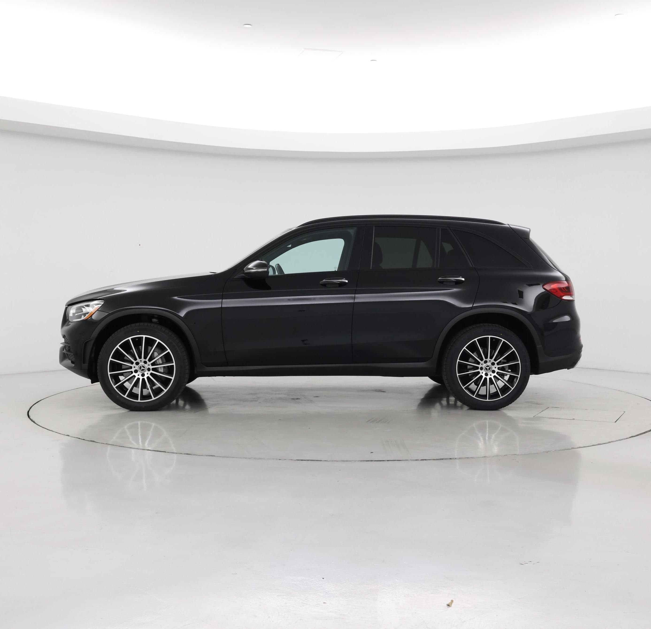 Thumbnail: 2022 Mercedes-Benz GLC - 3
