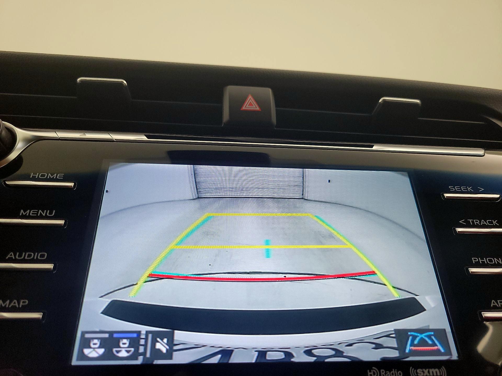 Thumbnail: 2019 Toyota Camry - 14