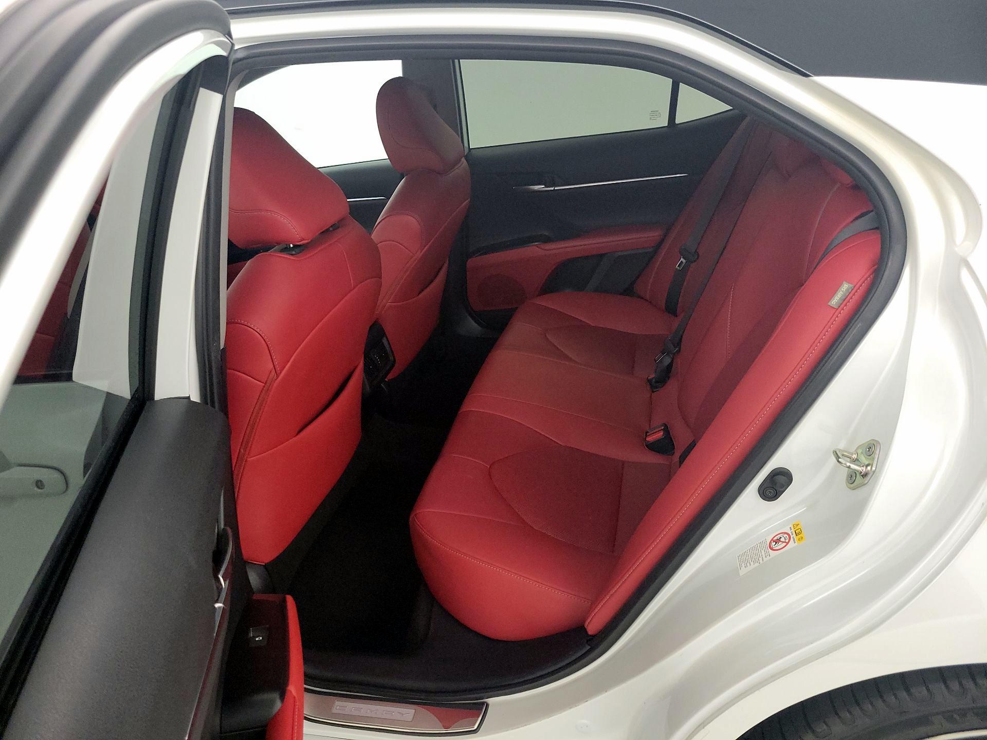 Thumbnail: 2019 Toyota Camry - 19