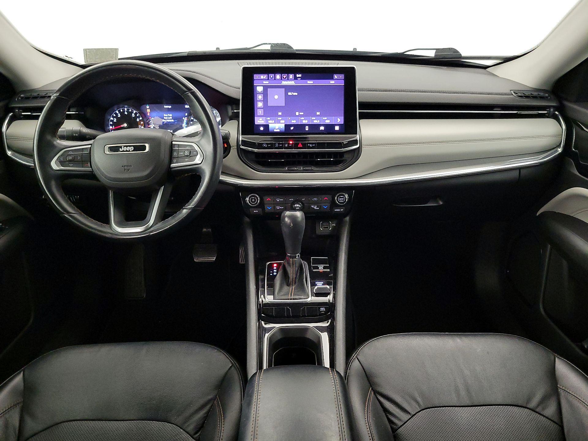Thumbnail: 2022 Jeep Compass - 9