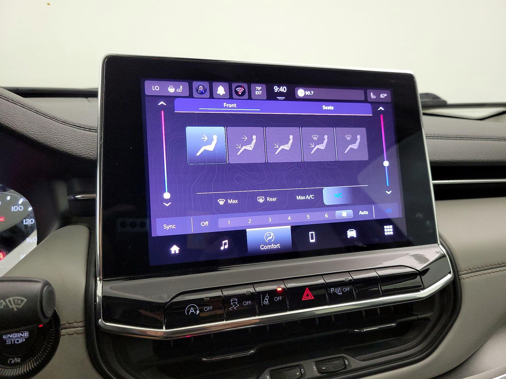 Thumbnail: 2022 Jeep Compass - 16