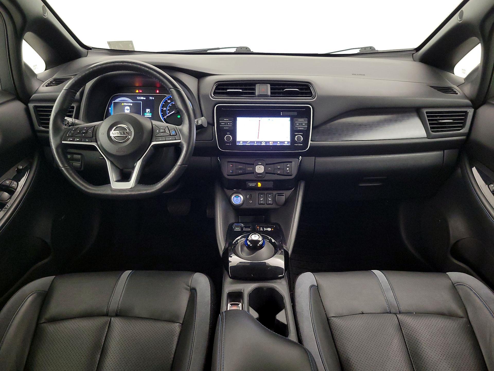 Thumbnail: 2018 Nissan Leaf - 9