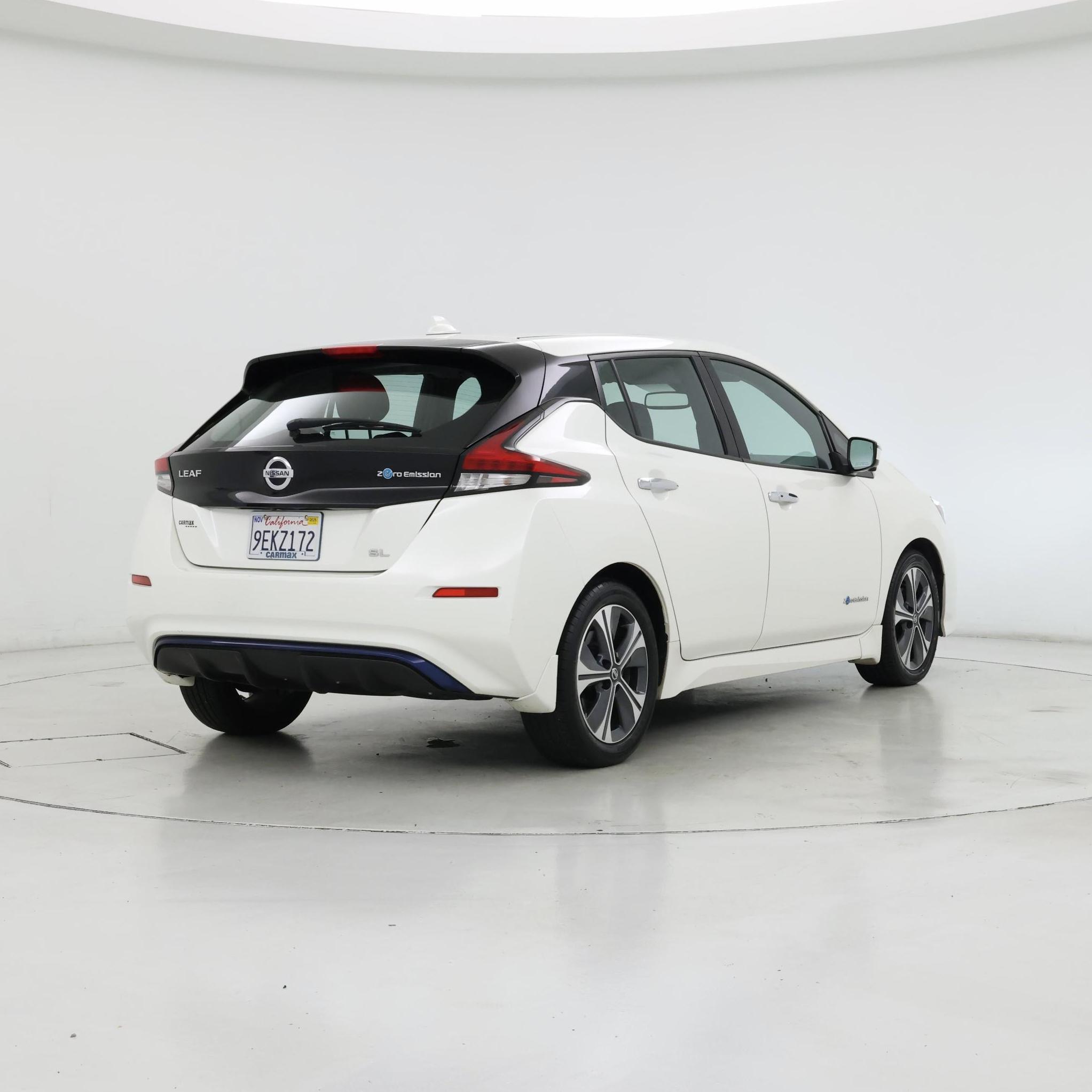 Thumbnail: 2018 Nissan Leaf - 8