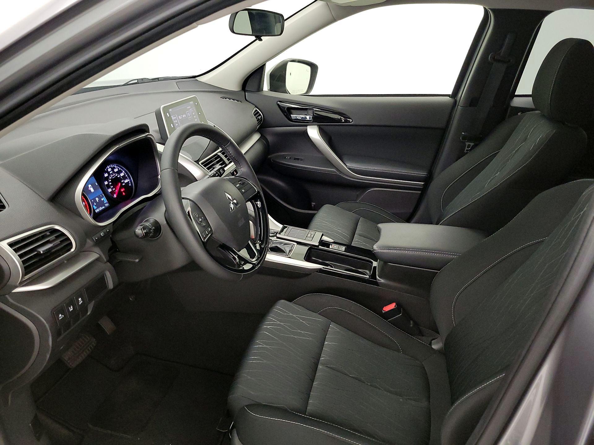 Thumbnail: 2020 Mitsubishi Eclipse Cross - 11