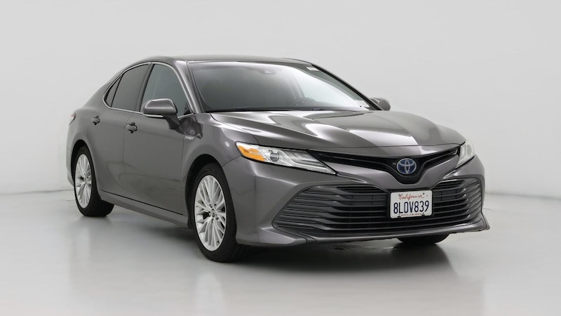 2019 Toyota Camry XLE Hero Image