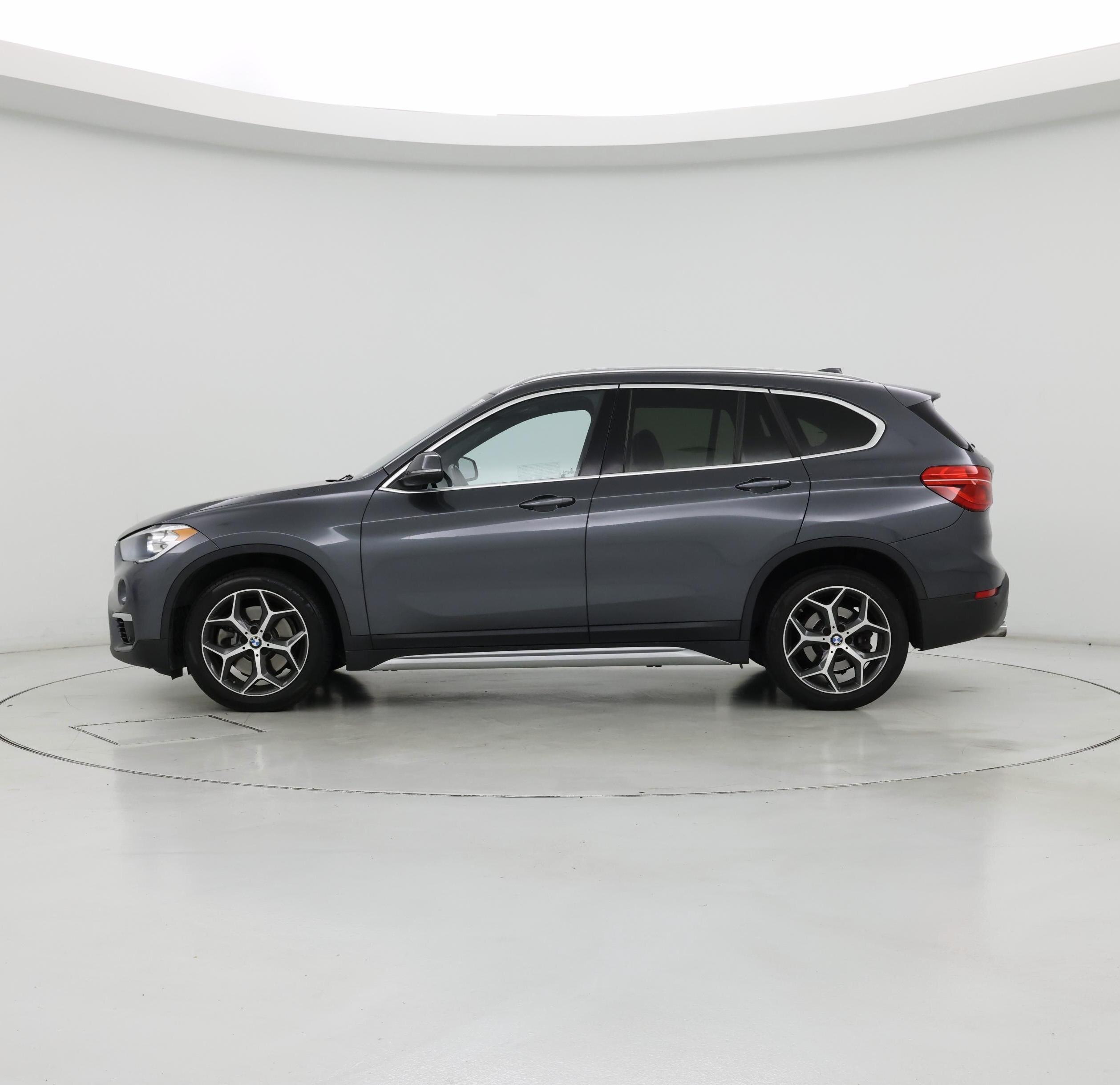 Thumbnail: 2019 BMW X1 - 3