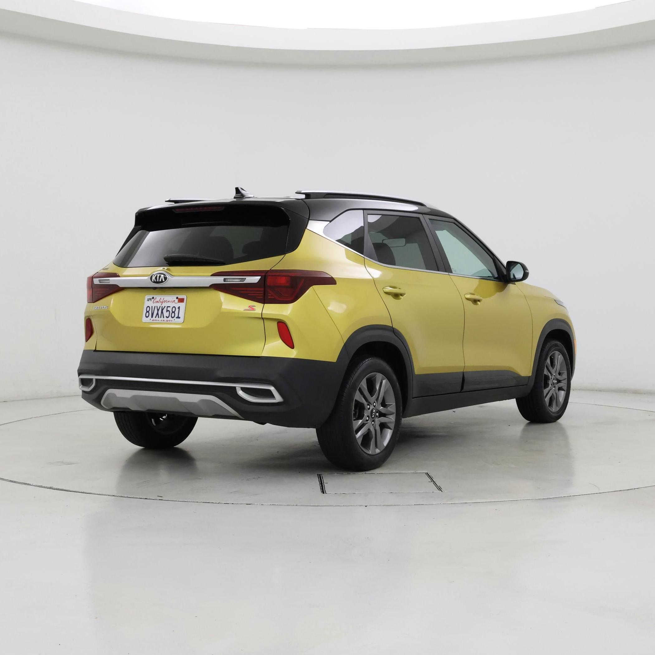 Thumbnail: 2021 Kia Seltos - 8