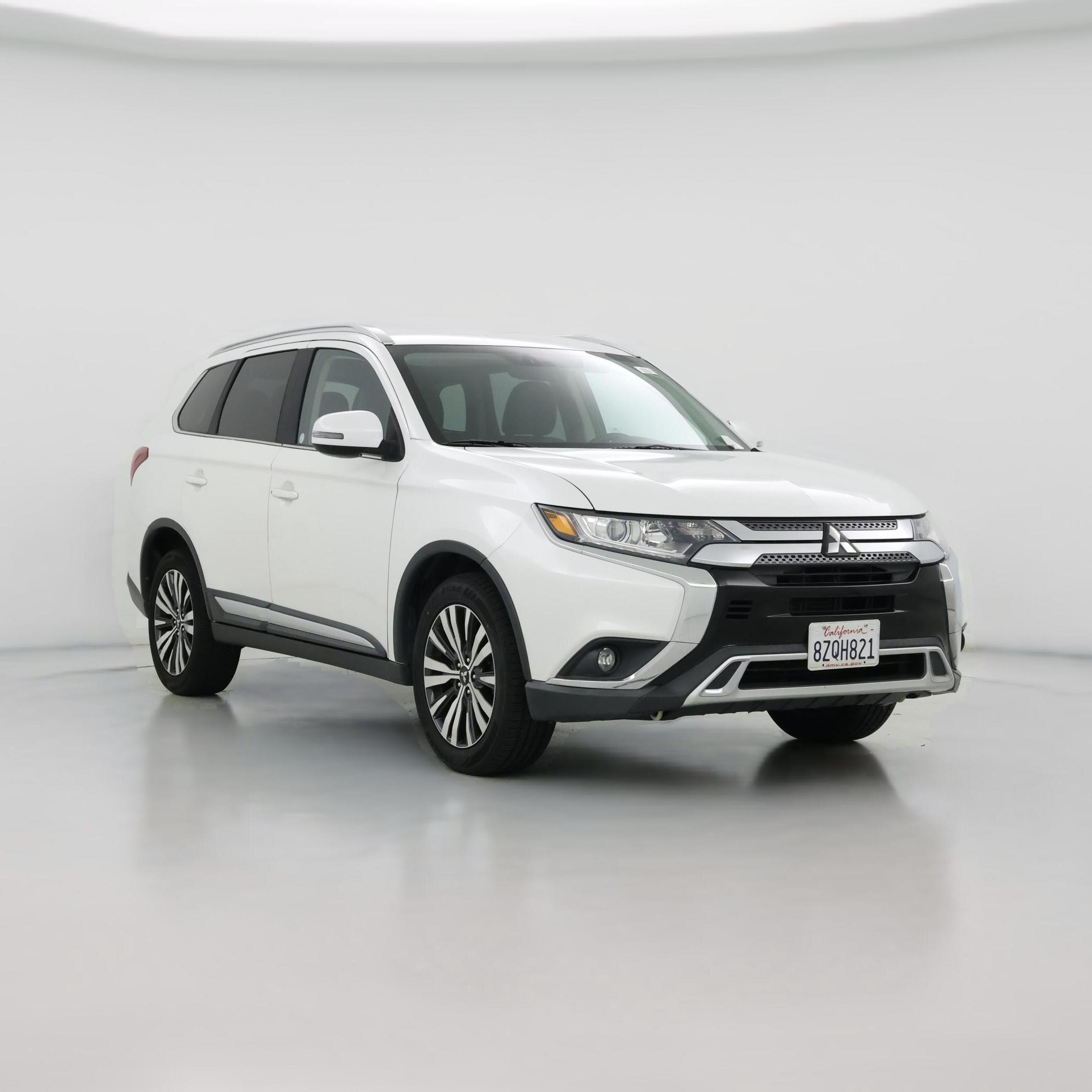 Thumbnail: 2019 Mitsubishi Outlander - 1