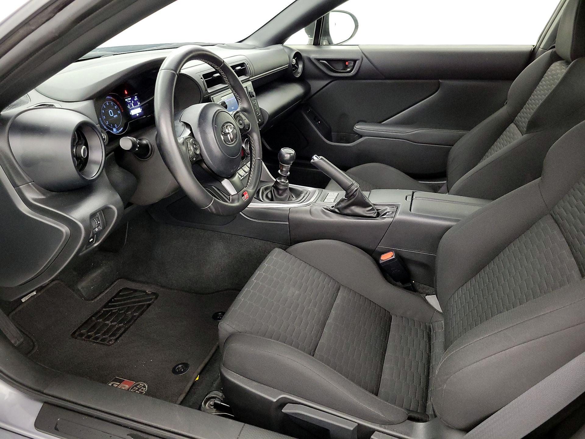 Thumbnail: 2023 Toyota GR86 - 11