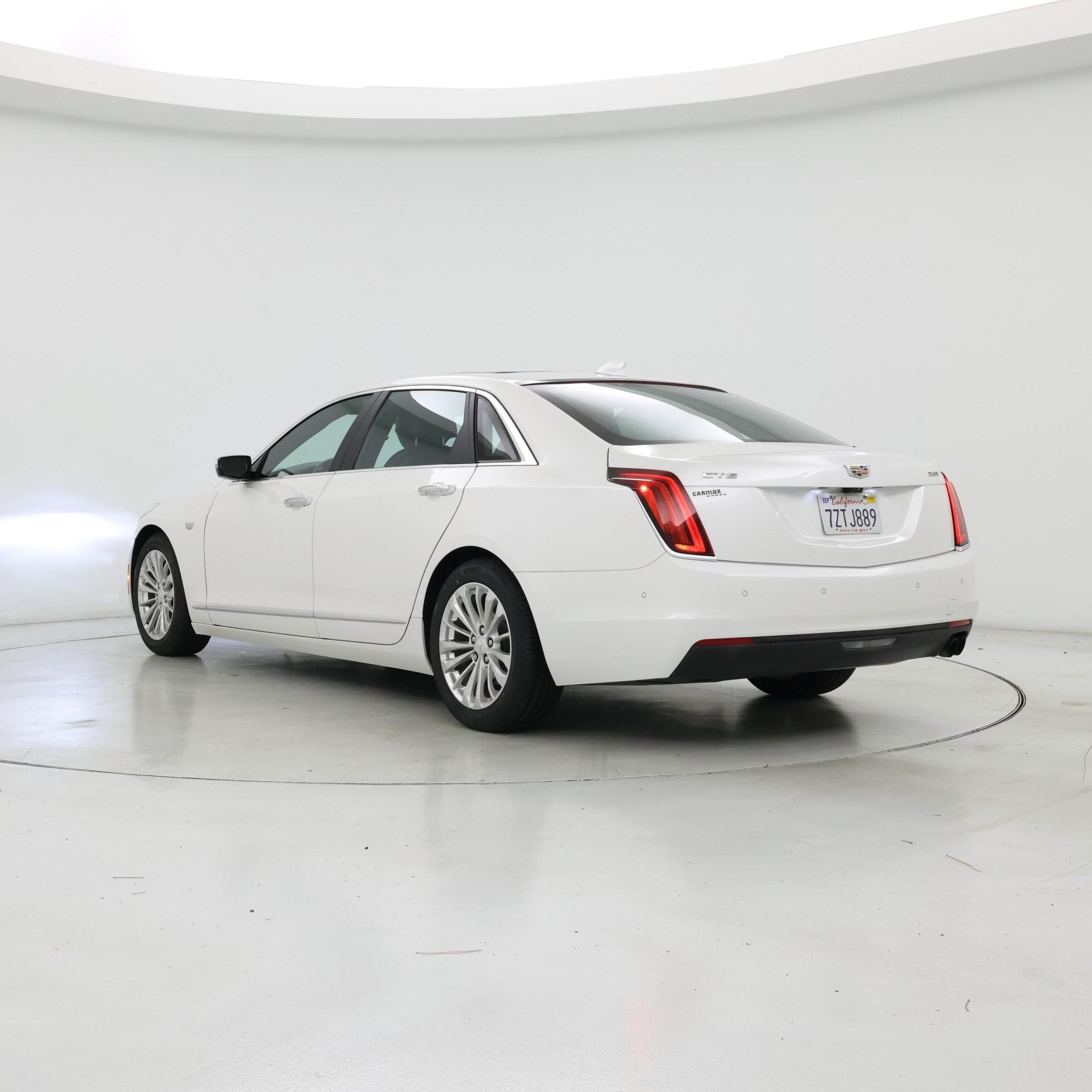 Thumbnail: 2017 Cadillac CT6 - 2