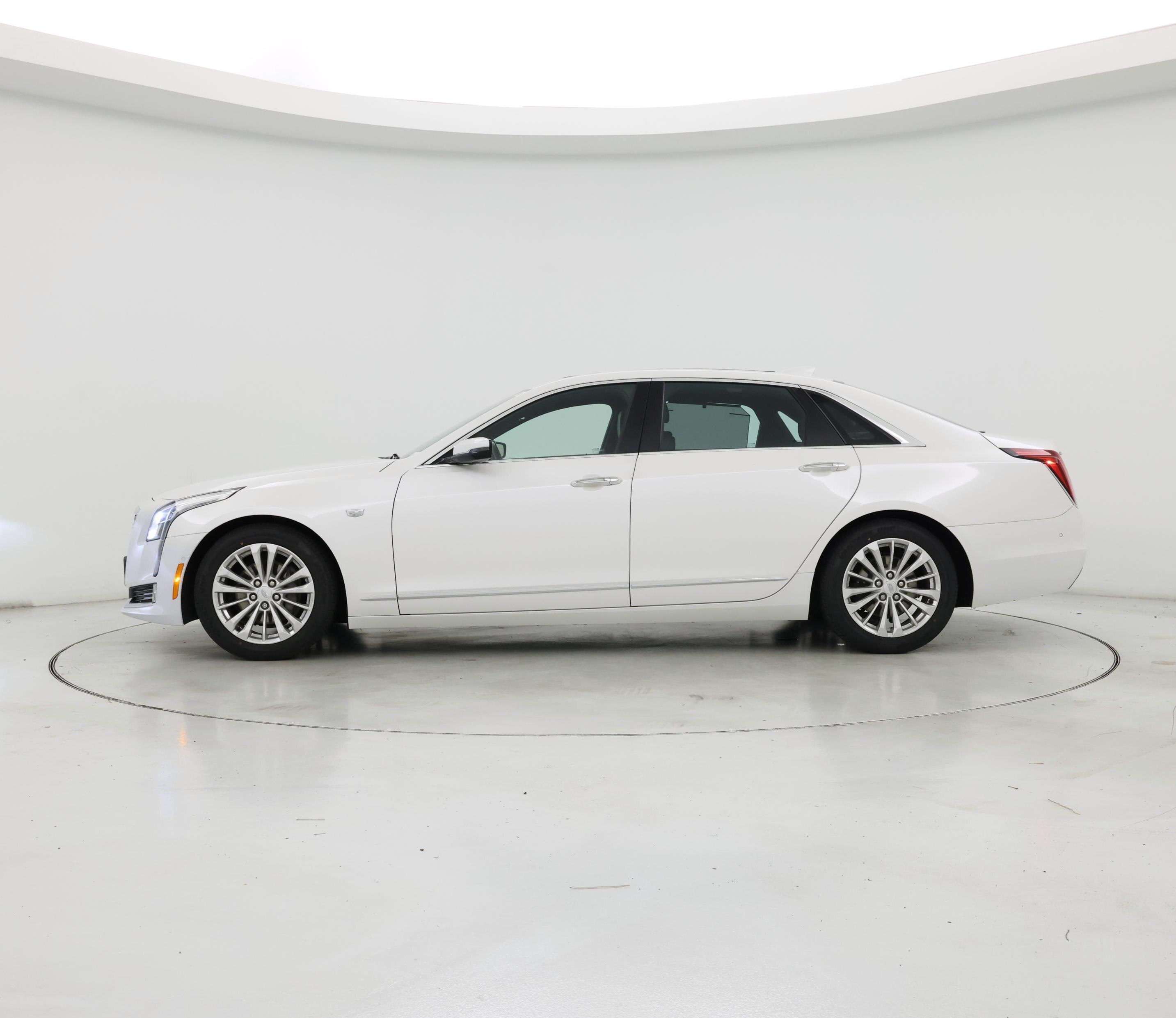 Thumbnail: 2017 Cadillac CT6 - 3