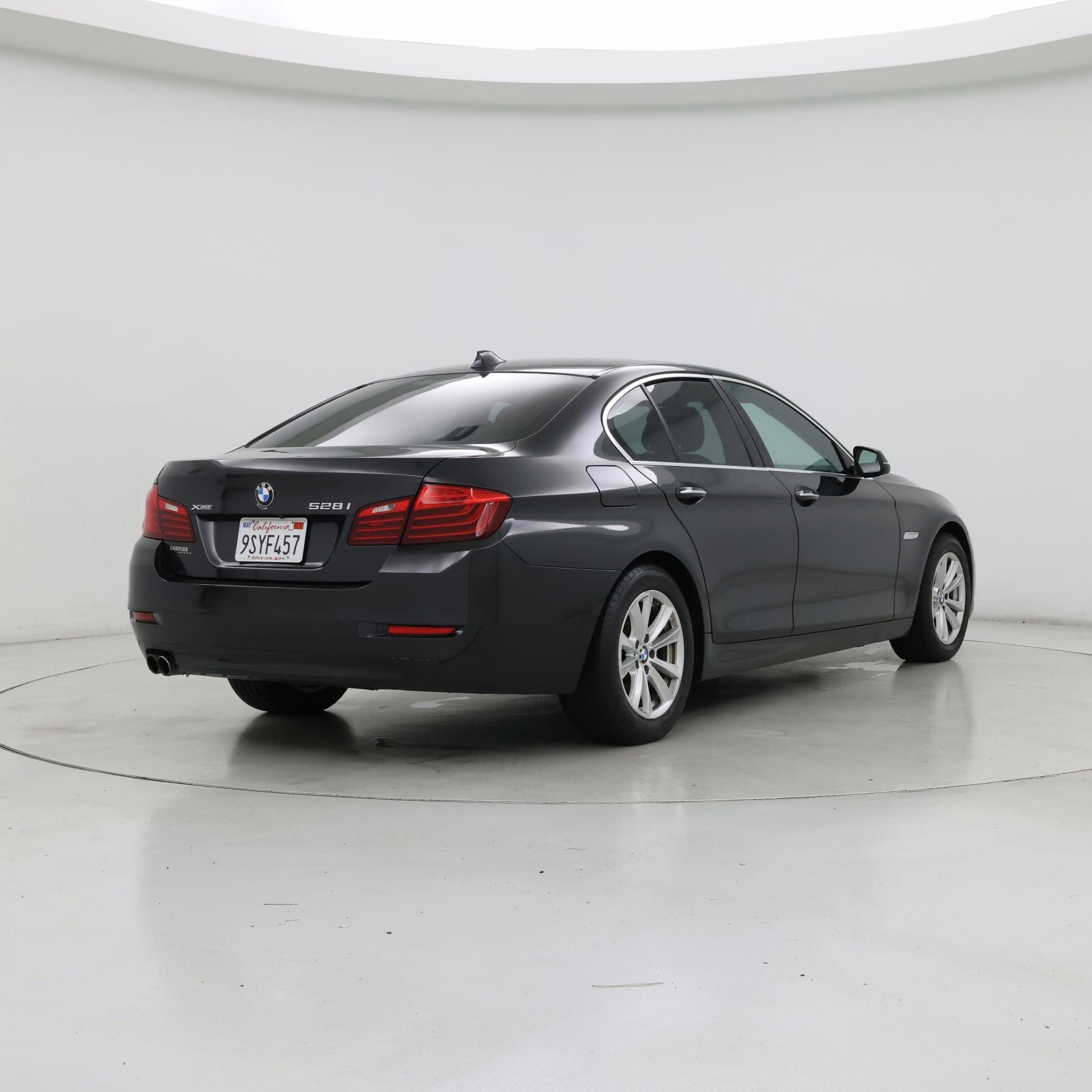 Thumbnail: 2014 BMW 5 Series - 8