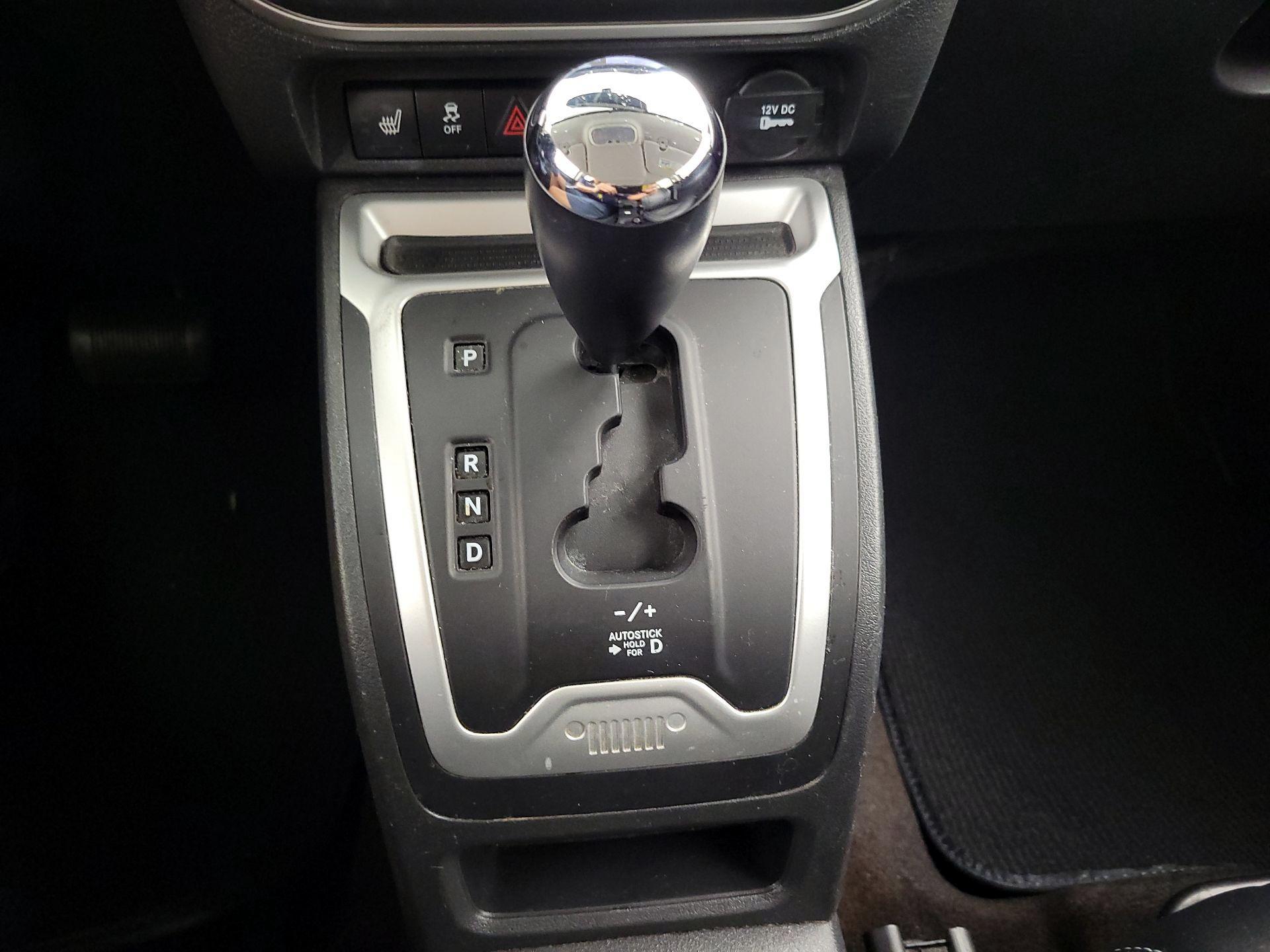 Thumbnail: 2014 Jeep Compass - 16