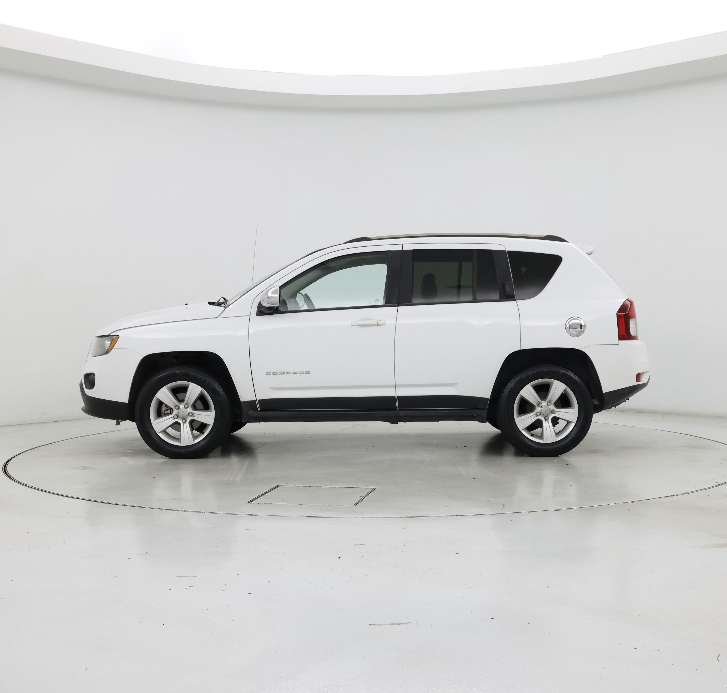 Thumbnail: 2014 Jeep Compass - 3