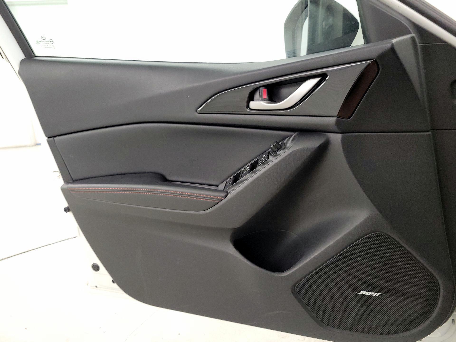 Thumbnail: 2015 Mazda Mazda3 - 12