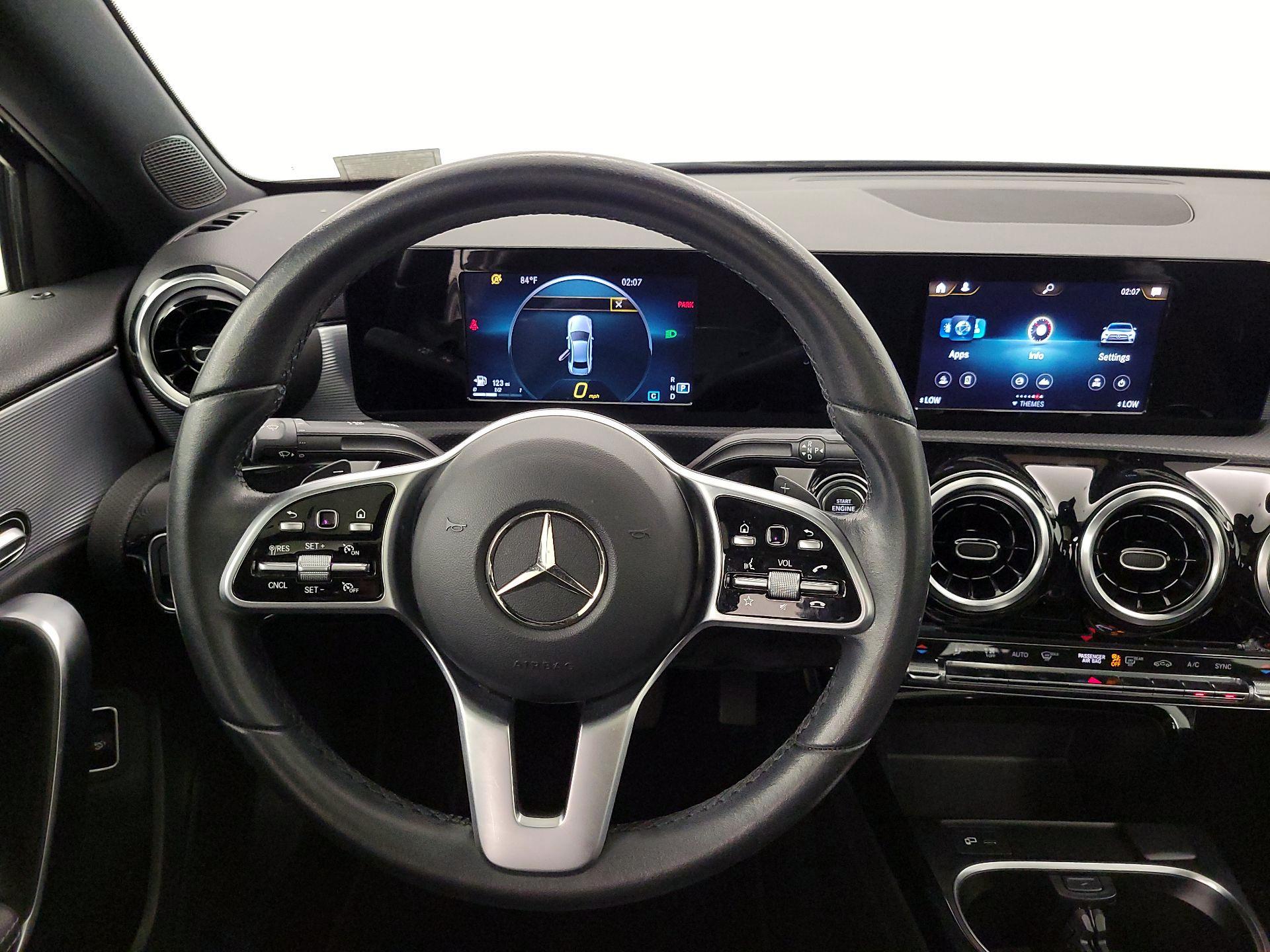 Thumbnail: 2020 Mercedes-Benz A-Class - 10