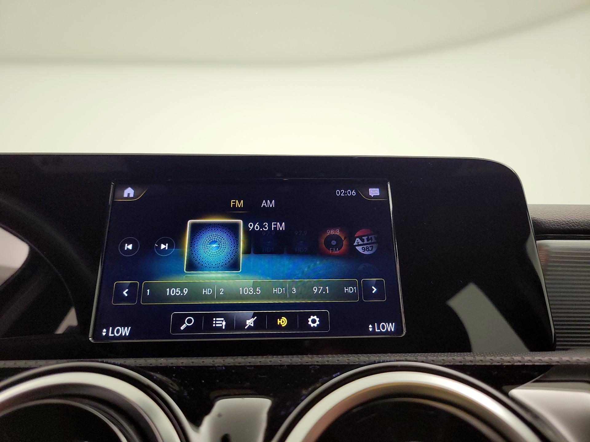 Thumbnail: 2020 Mercedes-Benz A-Class - 15