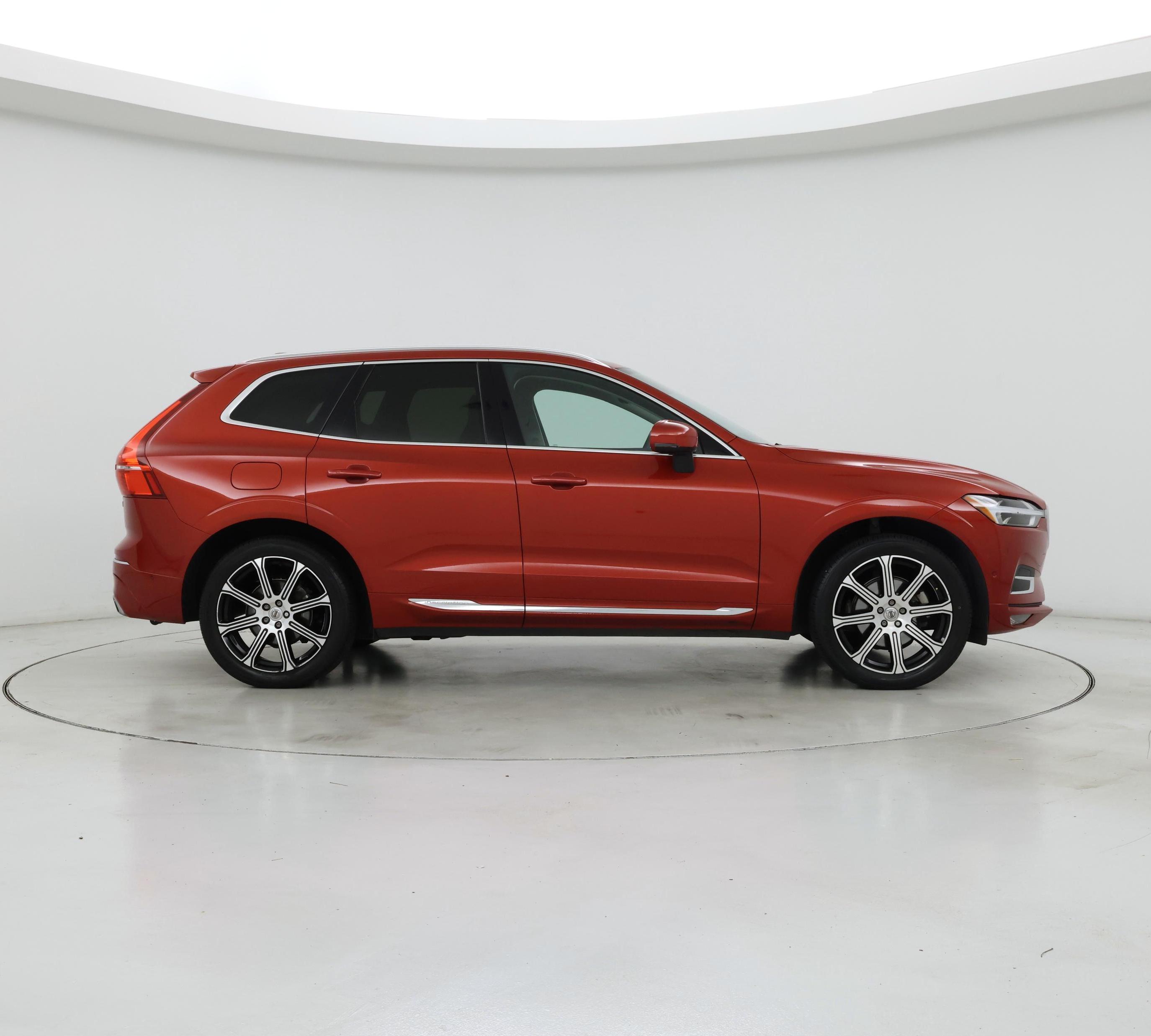 Thumbnail: 2019 Volvo XC60 - 7